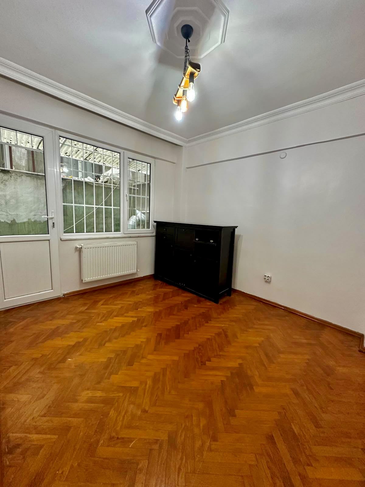 ŞİŞLİ'NİN MERKEZİ NOKTASINDA FERAH 2+1 KİRALIK DAİRE - 13