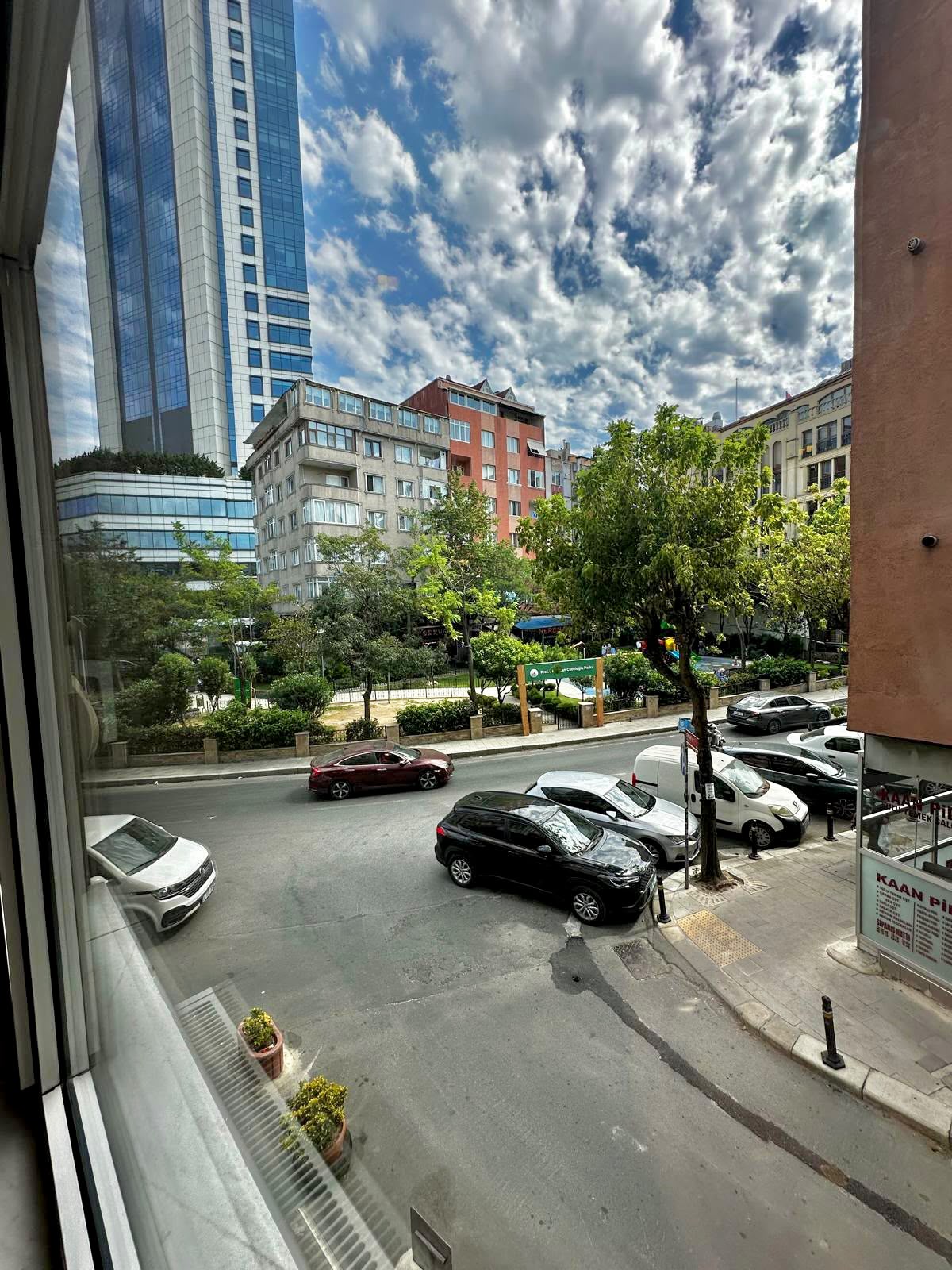 ŞİŞLİ'NİN MERKEZİ NOKTASINDA FERAH 2+1 KİRALIK DAİRE - 8