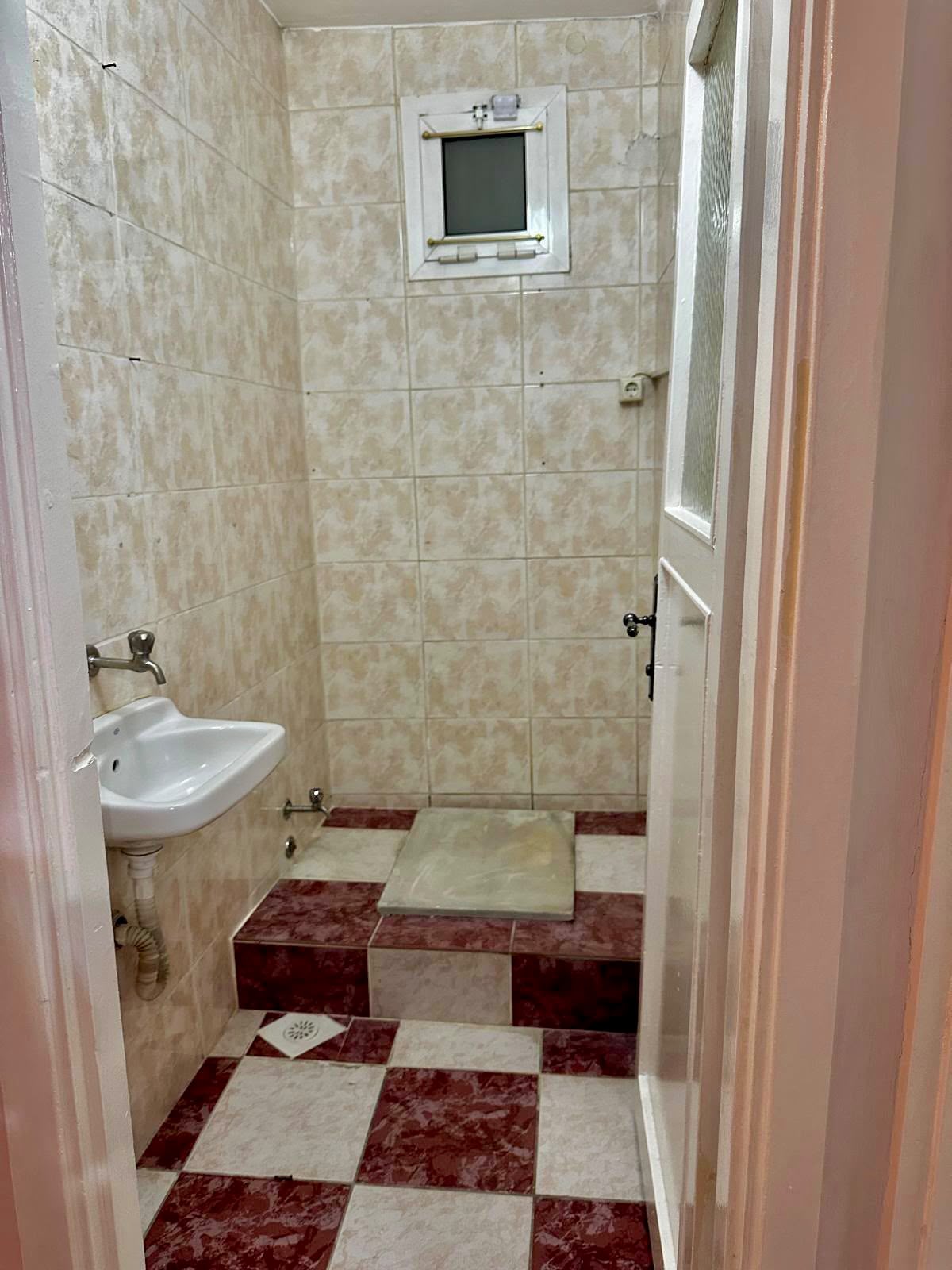ŞİŞLİ'NİN MERKEZİ NOKTASINDA FERAH 2+1 KİRALIK DAİRE - 11