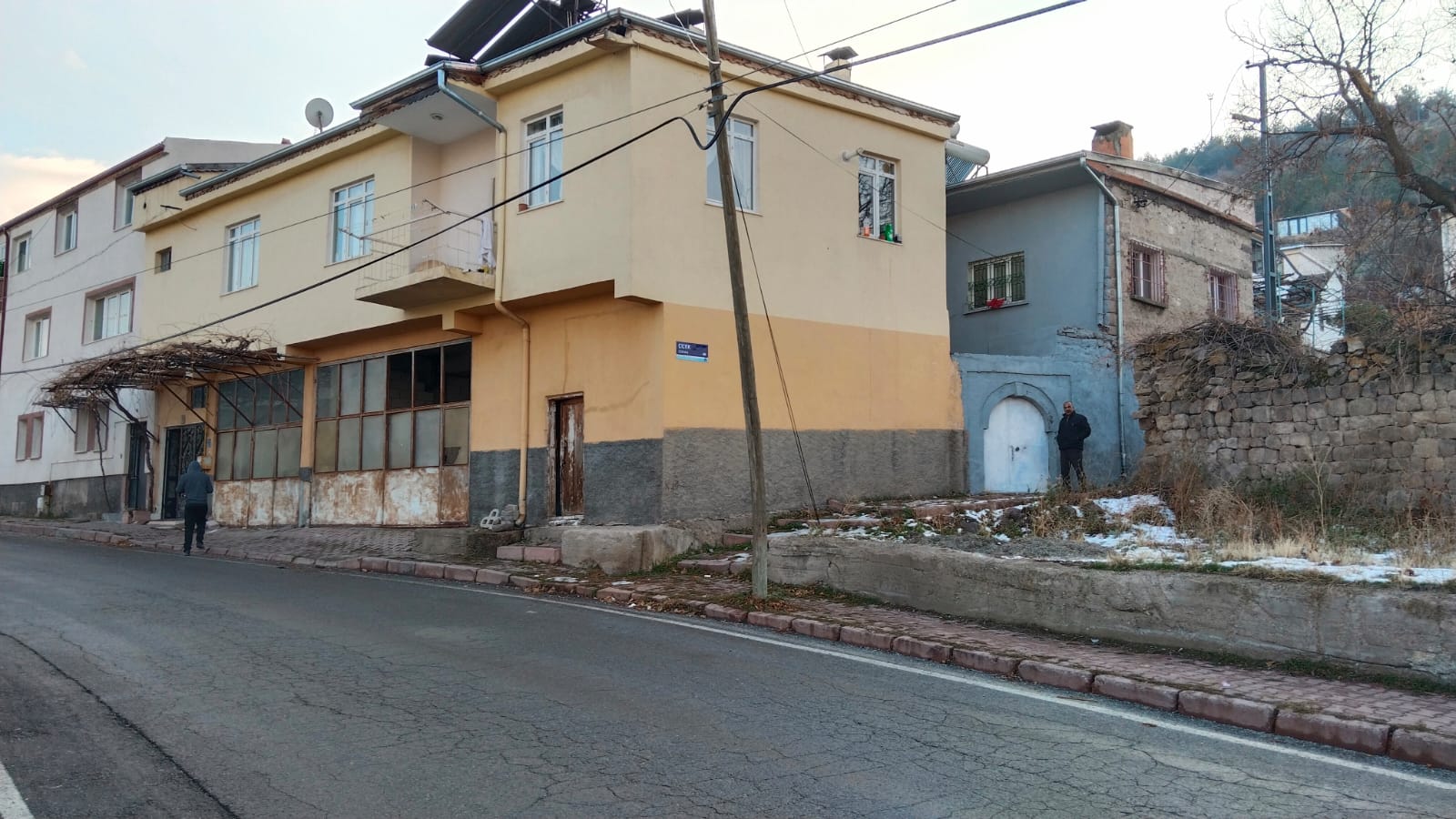 YAŞAR GY<KIRANARDIN  DA SATLIK 2 KATLI MÜSTAKİL EV - 9