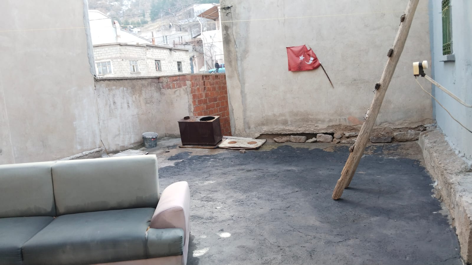 YAŞAR GY<KIRANARDIN  DA SATLIK 2 KATLI MÜSTAKİL EV - 14