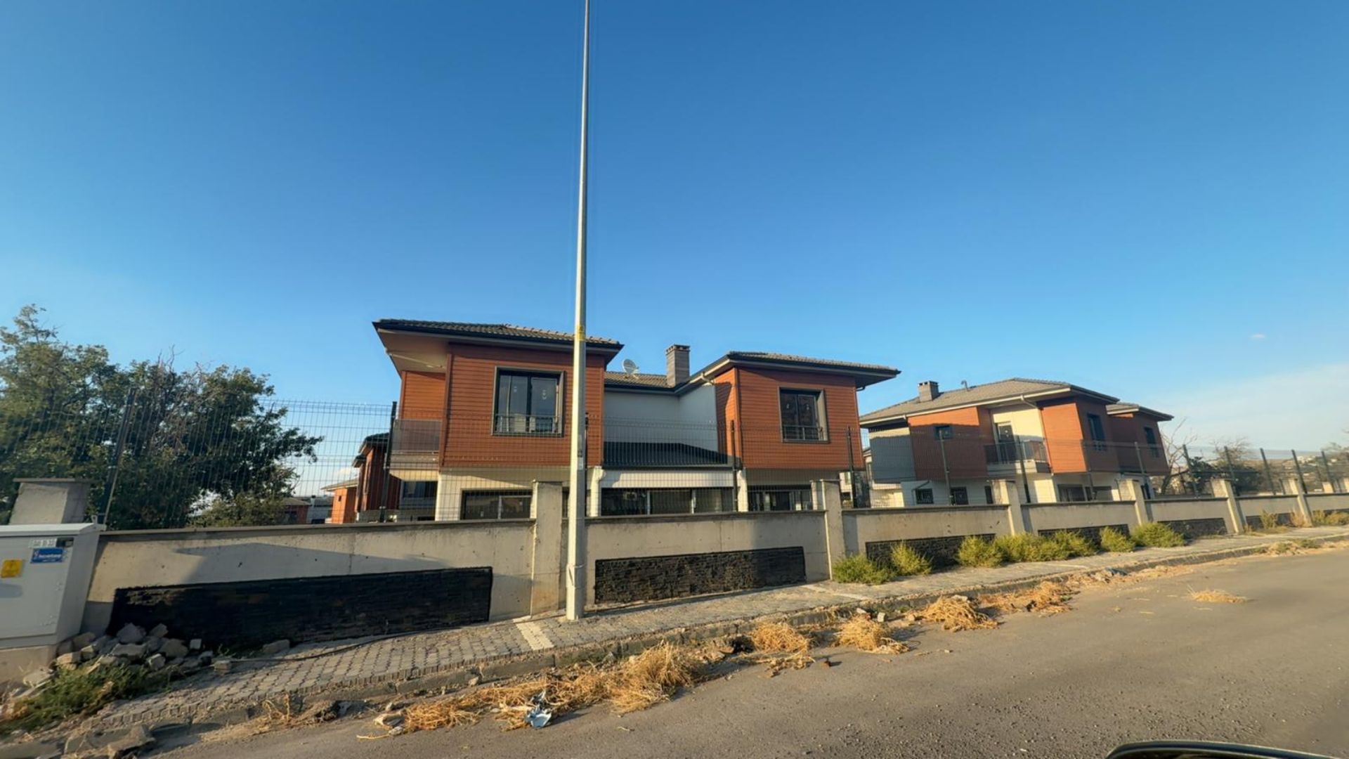 Çaybağlarında Paraşüt Pistine 1 dk Mesafede Site İçerisinde 6+1 Satılık Villalar - 10