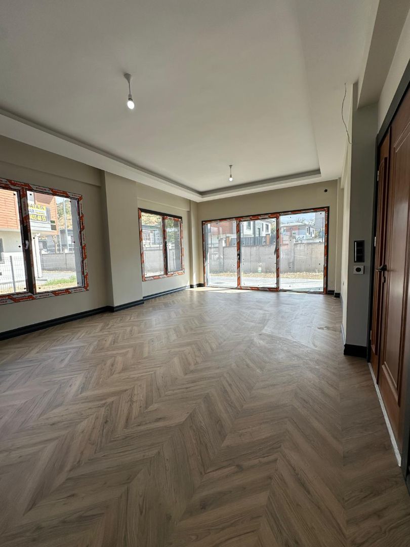 Çaybağlarında Paraşüt Pistine 1 dk Mesafede Site İçerisinde 6+1 Satılık Villalar - 12