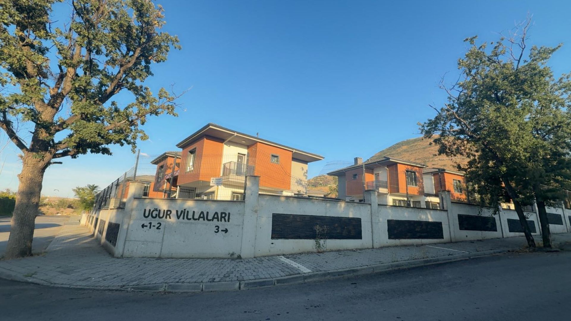 Çaybağlarında Paraşüt Pistine 1 dk Mesafede Site İçerisinde 6+1 Satılık Villalar - 15