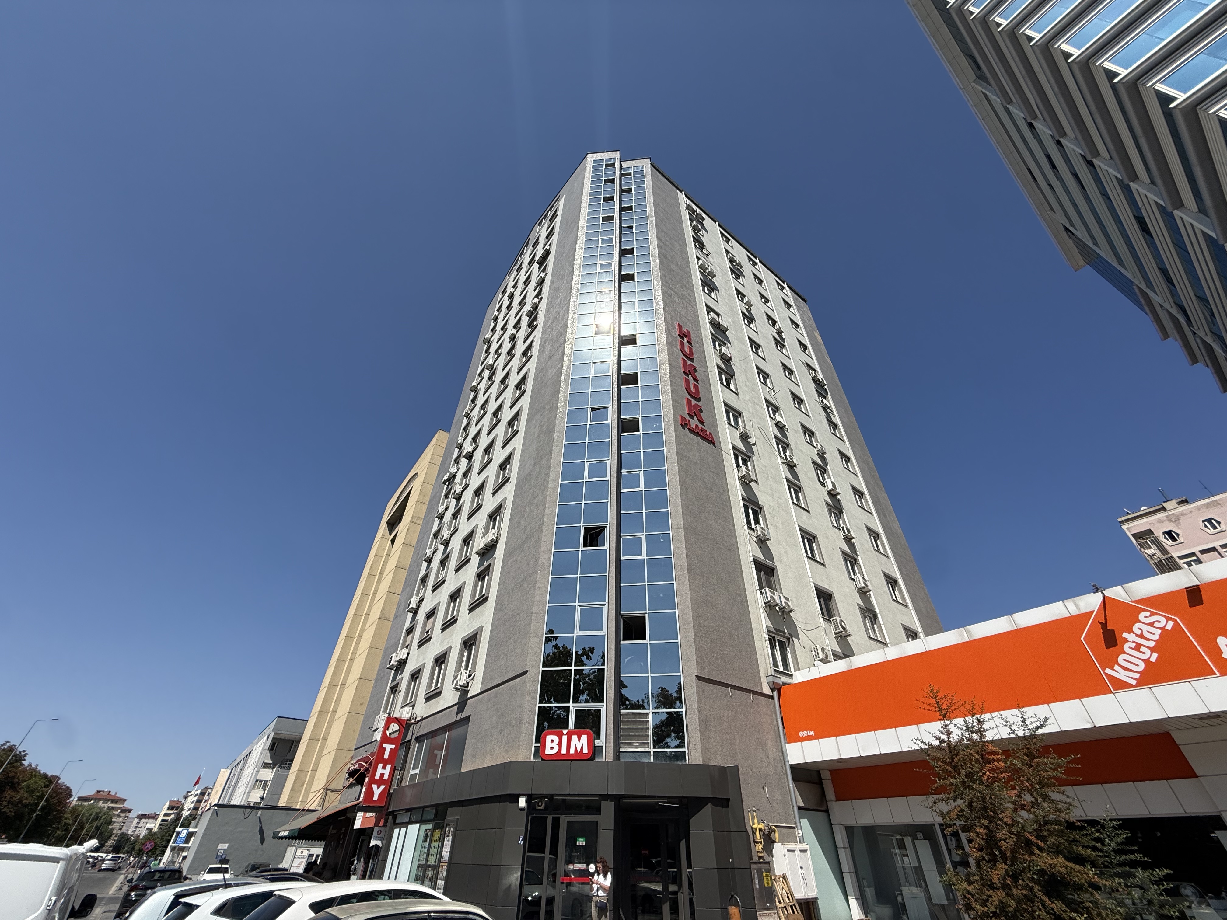HUKUK PLAZA'DA KİRALIK OFİS - 17