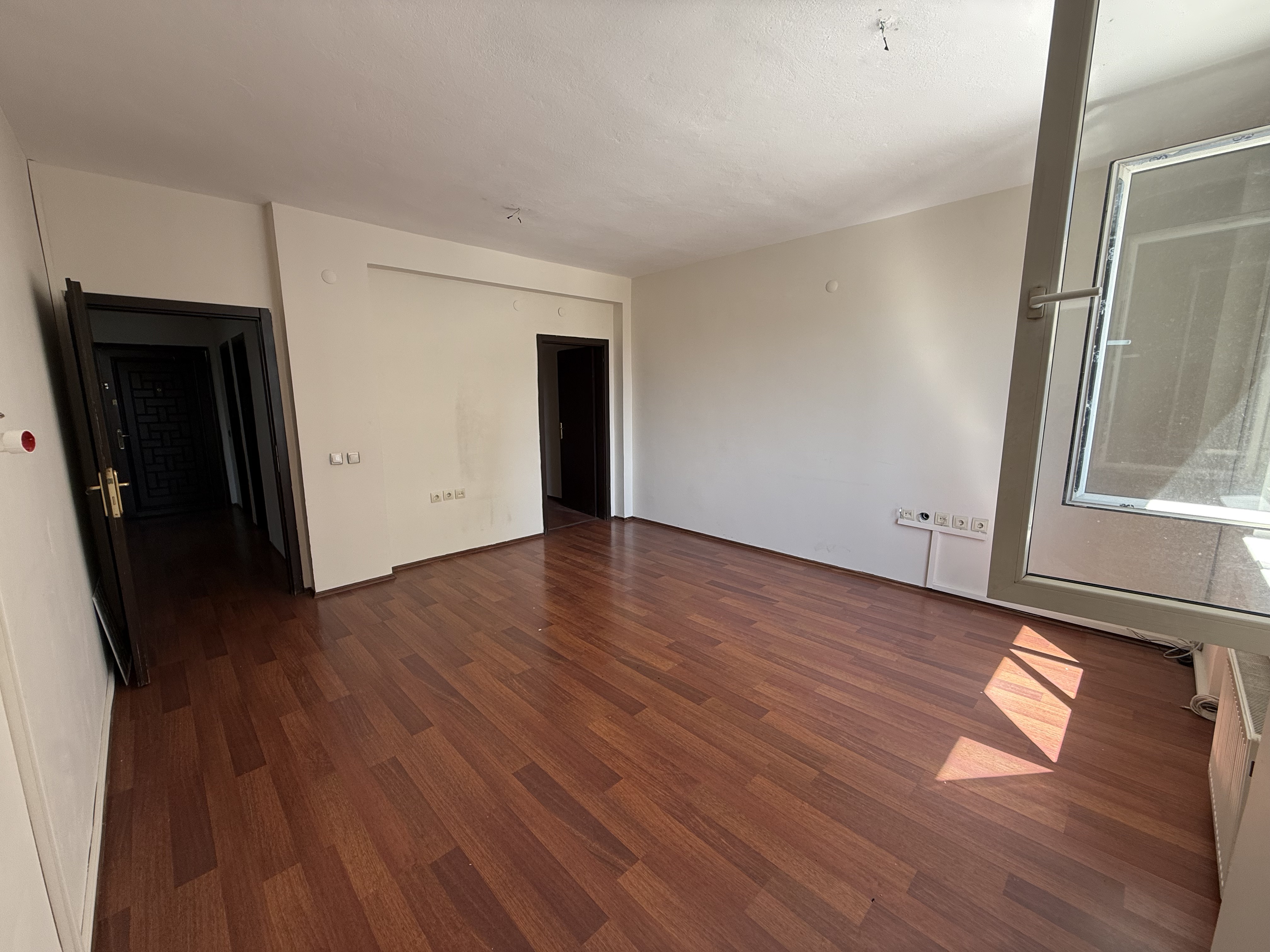 HUKUK PLAZA'DA KİRALIK OFİS - 8
