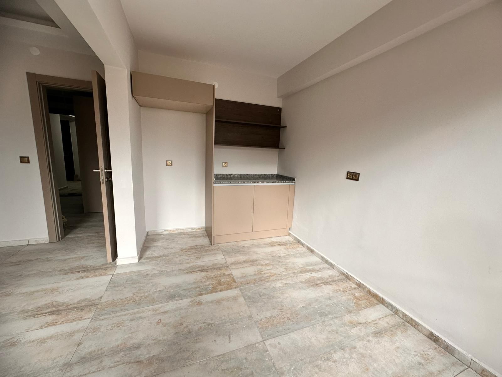 YAŞAR GYO'DAN TALAS'DA CADDE ÜSTÜNDE DA 3,5+1 SATILIK DAİRE - 2
