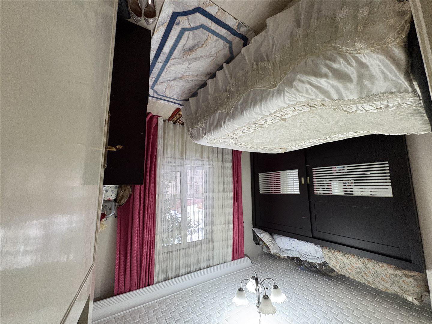KILIÇASLAN MAHALLESİ’NDE ÖNÜ AÇIK, GÜN BOYU GÜNEŞ ALAN 3+1 DAİRE - 18