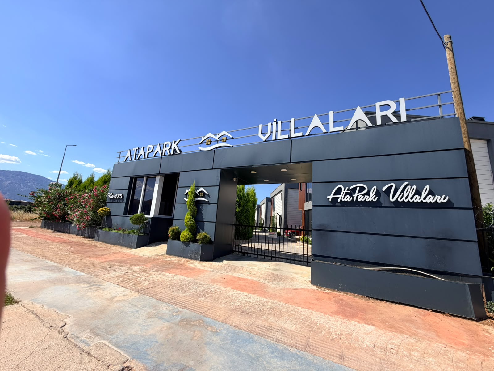 YAŞAR GYO/ DÖŞEMEALTI DUACI 4+1 KİRALIK VİLLA - 2