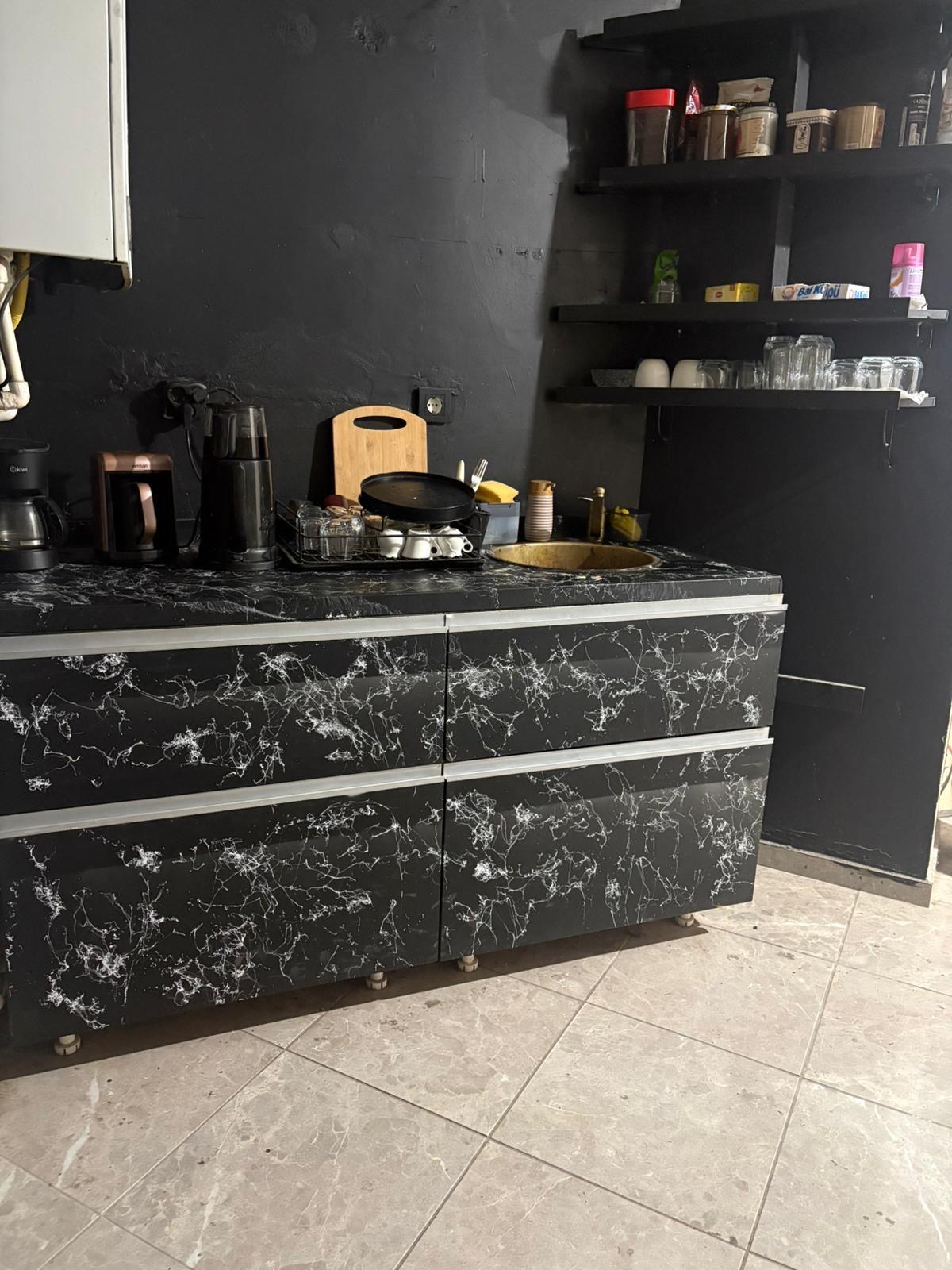 Görünürlüğü ve Prestiji Lokasyonda Yüksek Devren Kiralık Dükkan - 11