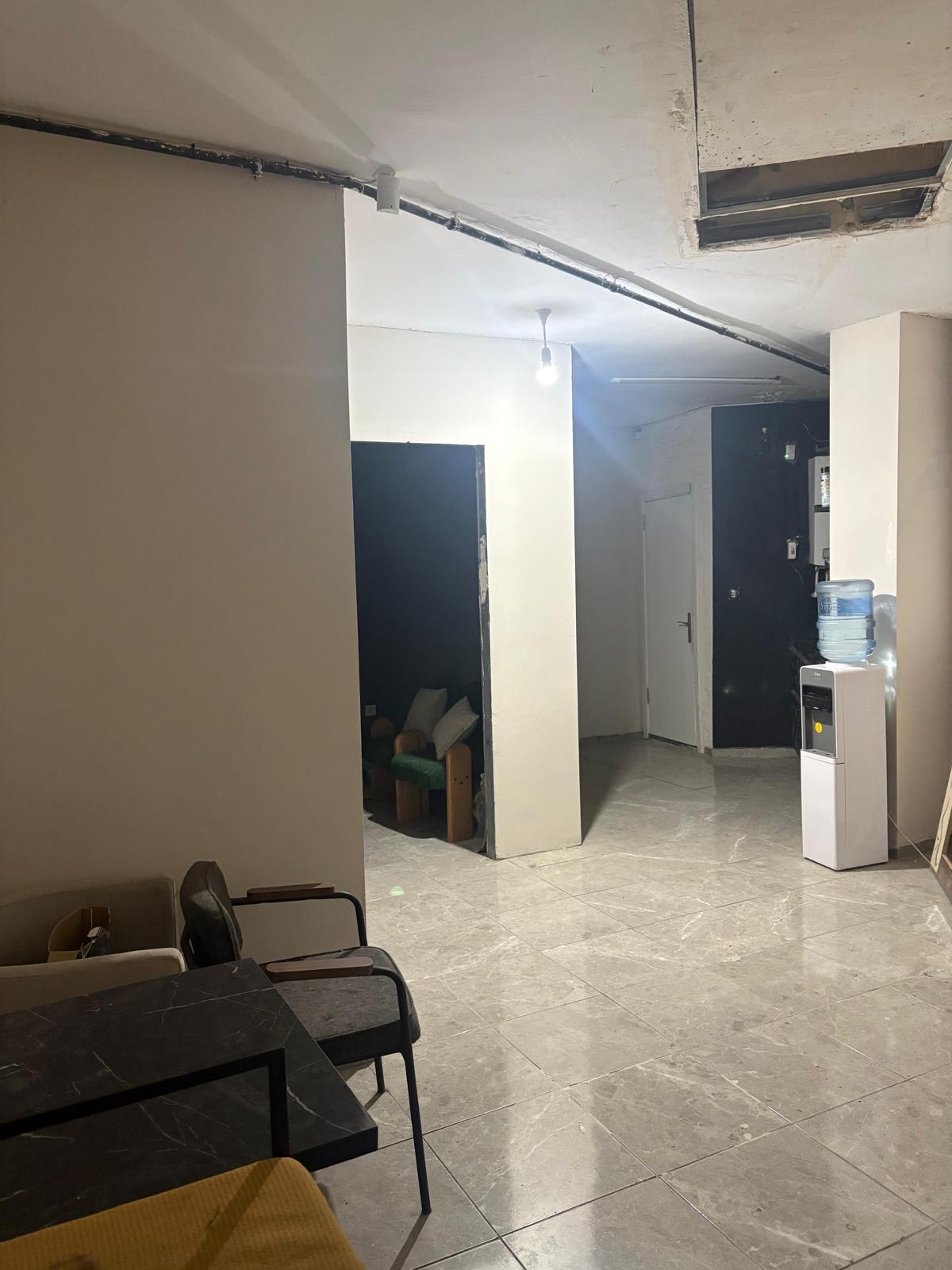 Görünürlüğü ve Prestiji Lokasyonda Yüksek Devren Kiralık Dükkan - 2