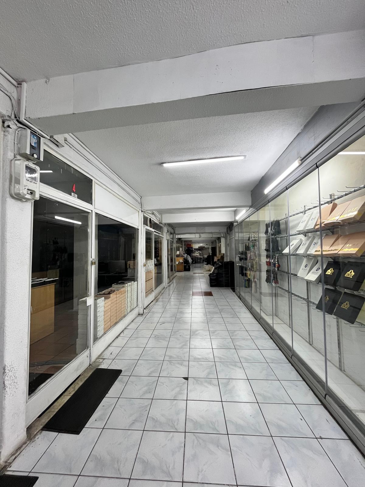 EMİNÖNÜ'NÜN KALBİNDE GÜMÜŞ HAN'DA SATILIK DÜKKAN FIRSATI - 4