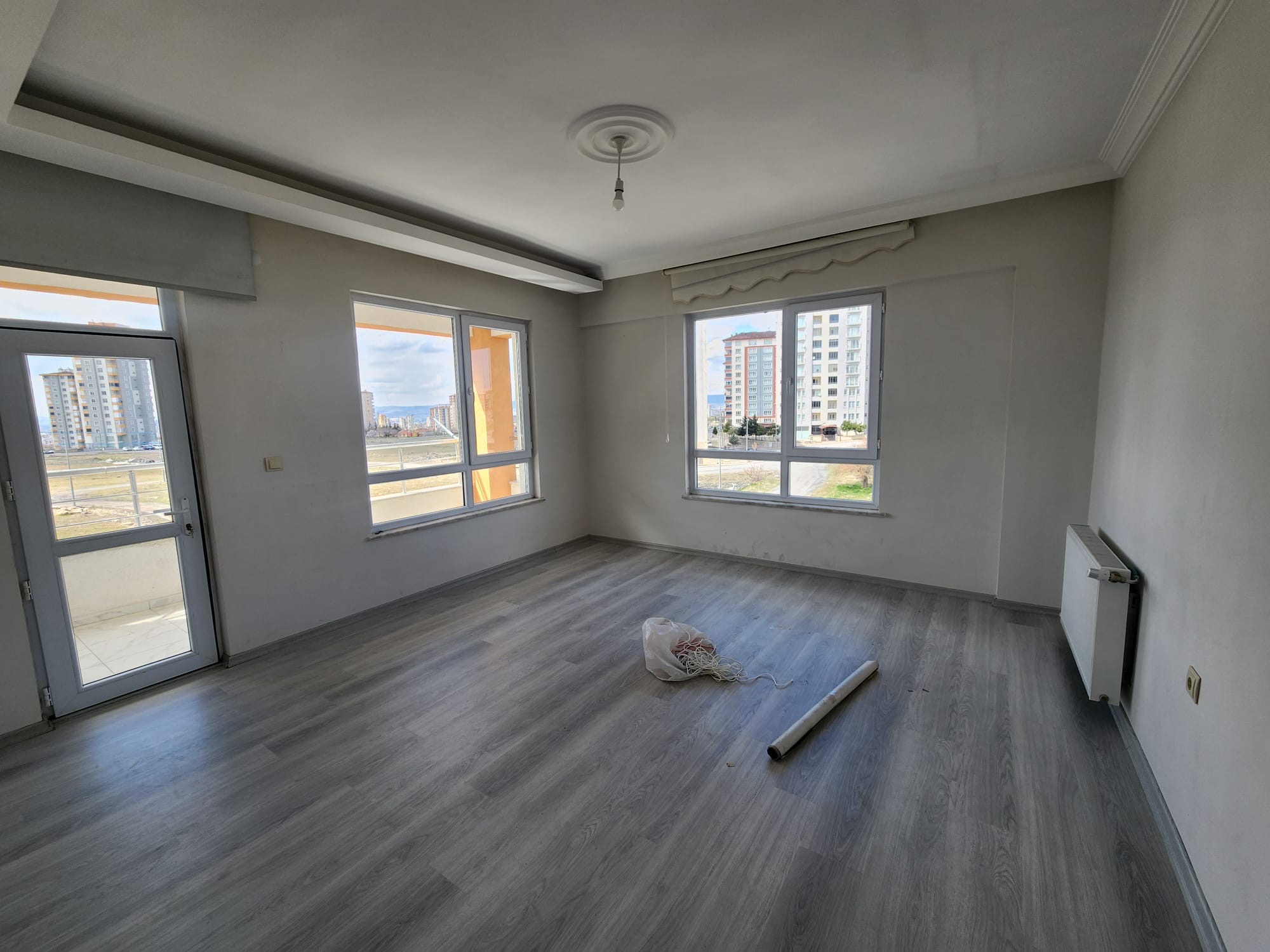 YAŞAR GYO | TAVLUSUN MAHALLESİ'NDE 3+1 KİRALIK DAİRE - 13