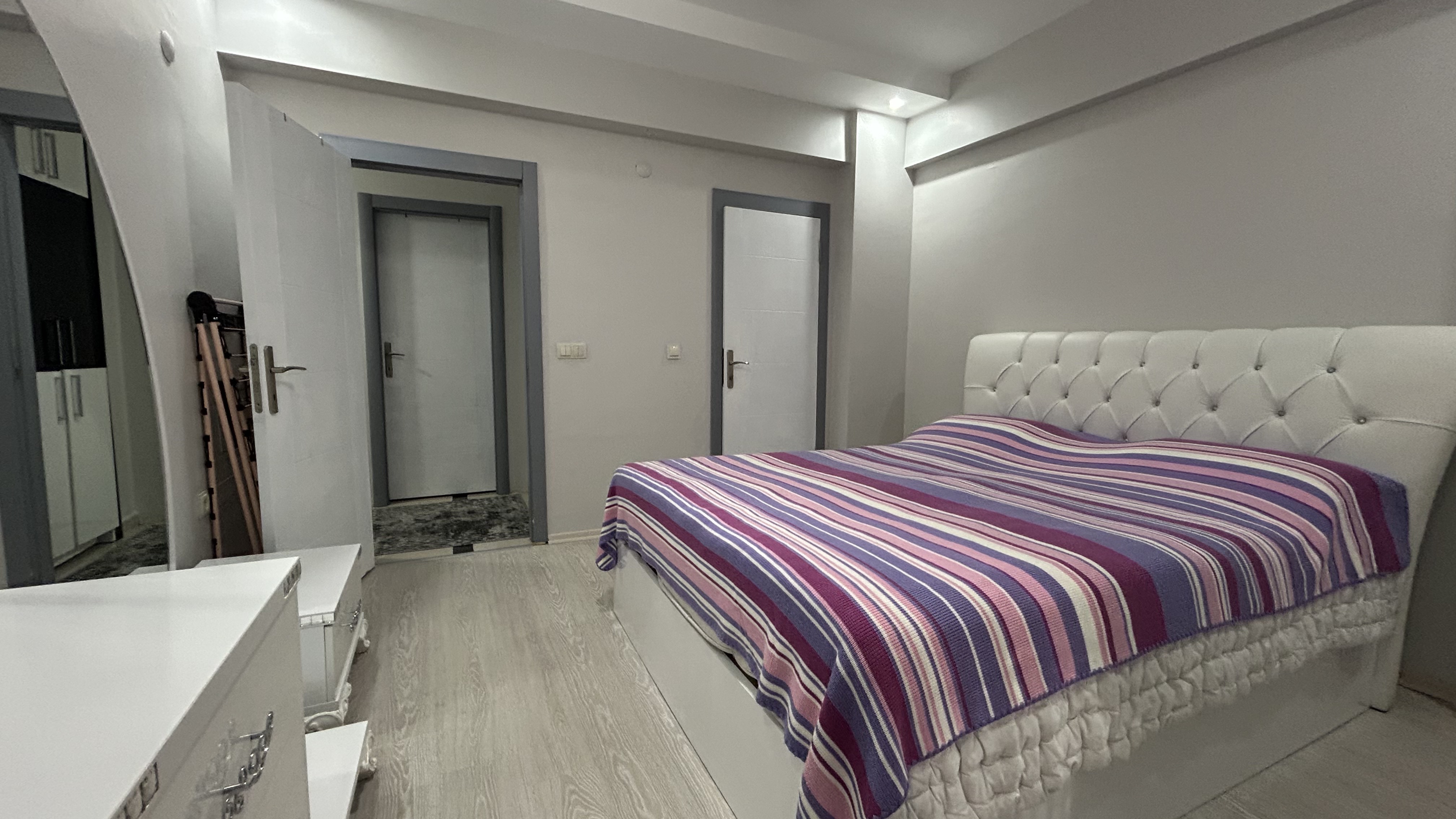 TALAS MEVLANA MAH. MERKEZİ KONUMLU SATILIK 3+1 DAİRE ! - 2