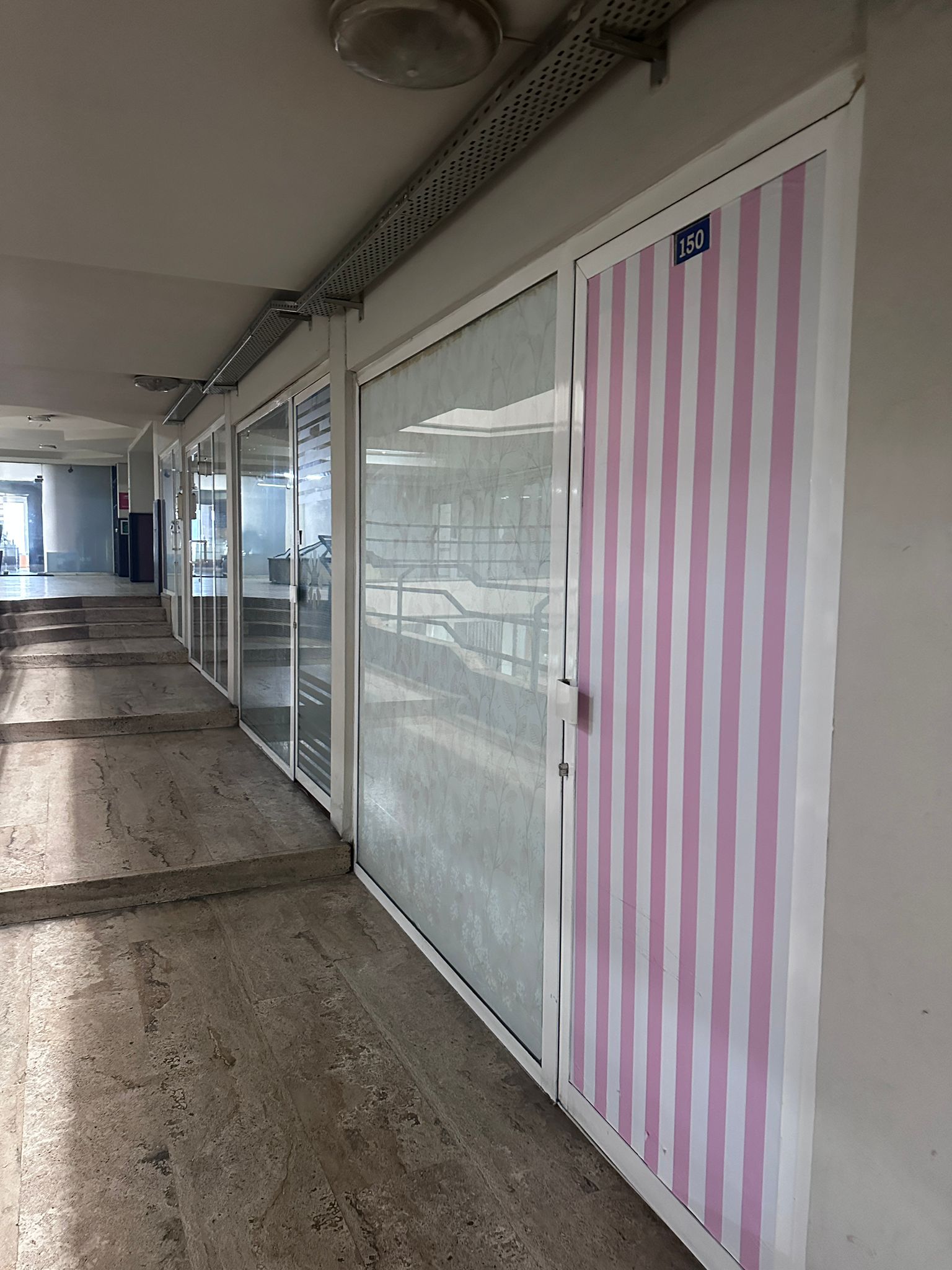 ŞİŞLİ HALASKARGAZİ CADDESİ ÜZERİNDE KİRALIK OFİS - 2