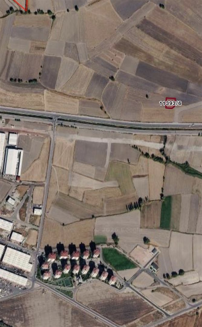 BEKİR YILDIZ BULVARI ÜZERİNDE SATILIK 1.305 M2 SATILIK TEMİZ PARSEL - 2