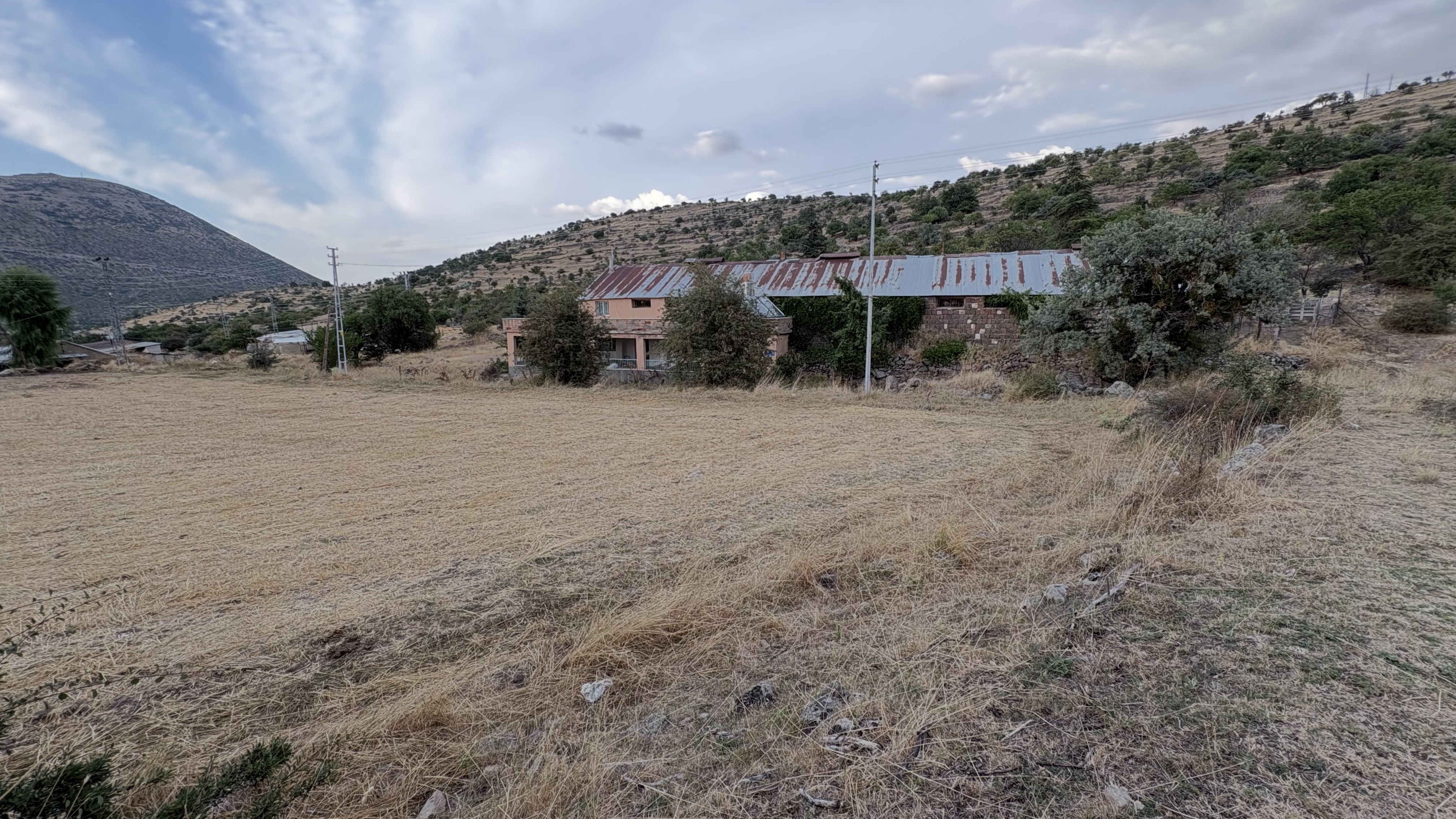 TALASIN GÖZDESİ ENDÜRLÜKTE KÖŞE VİLLA PARSELİ ! - 4