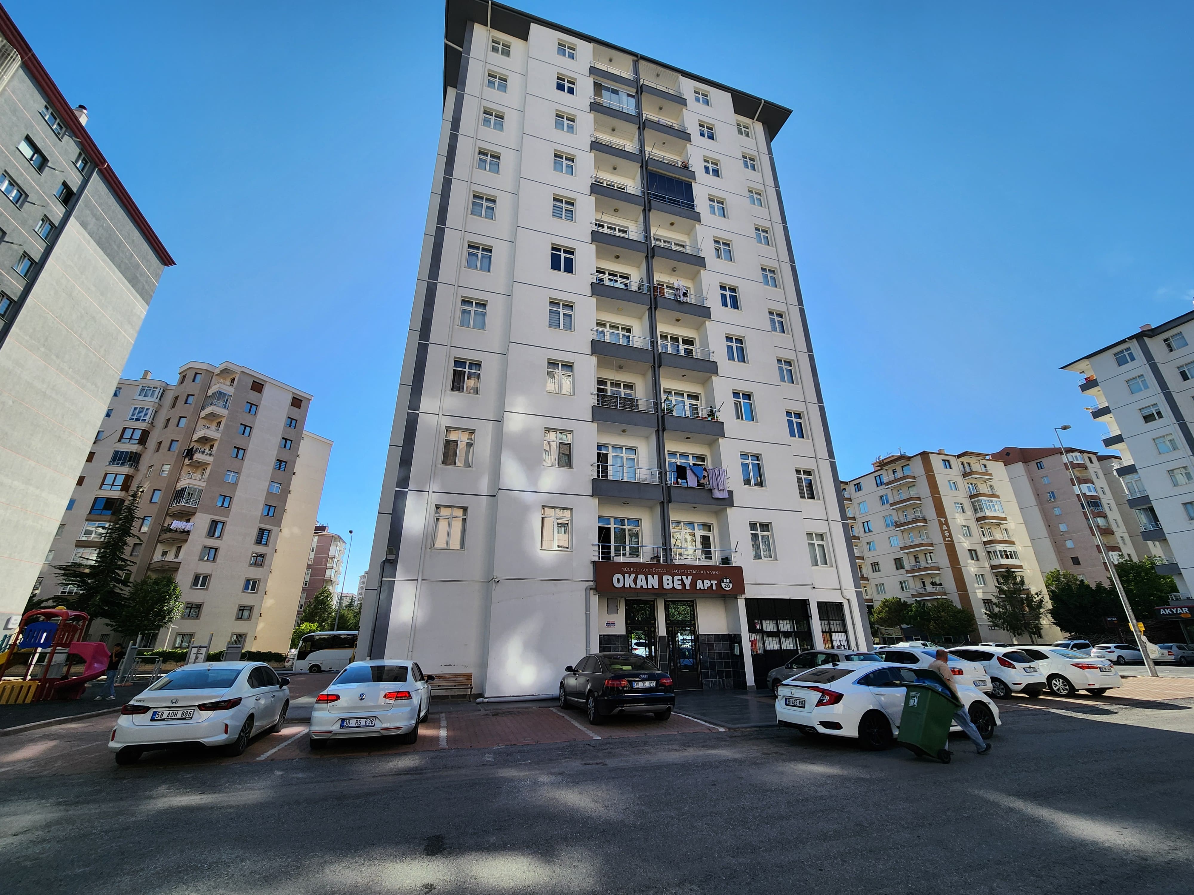 YAŞAR GYO | ERCİYESEVLER MAHALLESİ'NDE TAMAMEN YENİLENMİŞ SATILIK 3+1 DAİRE! - 24