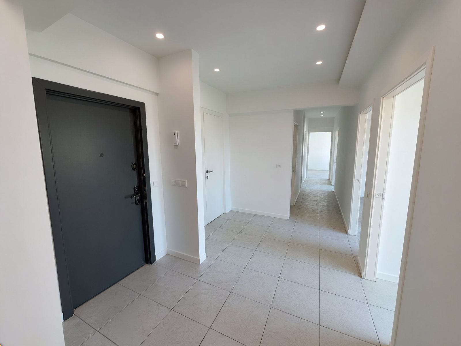 YEŞİLYURT’DA 175M2 3+1 SATLIK SIFIR DAİRE TAKAS - VADE İMKANLARIYLA - 13