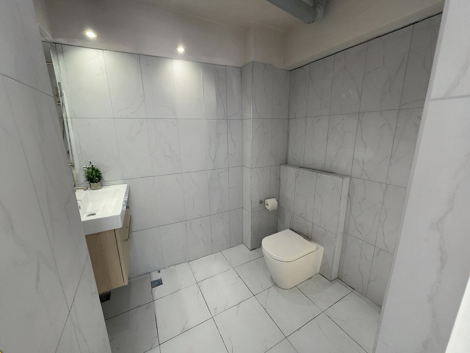 YEŞİLYURT’DA 175M2 3+1 SATLIK SIFIR DAİRE TAKAS - VADE İMKANLARIYLA - 9