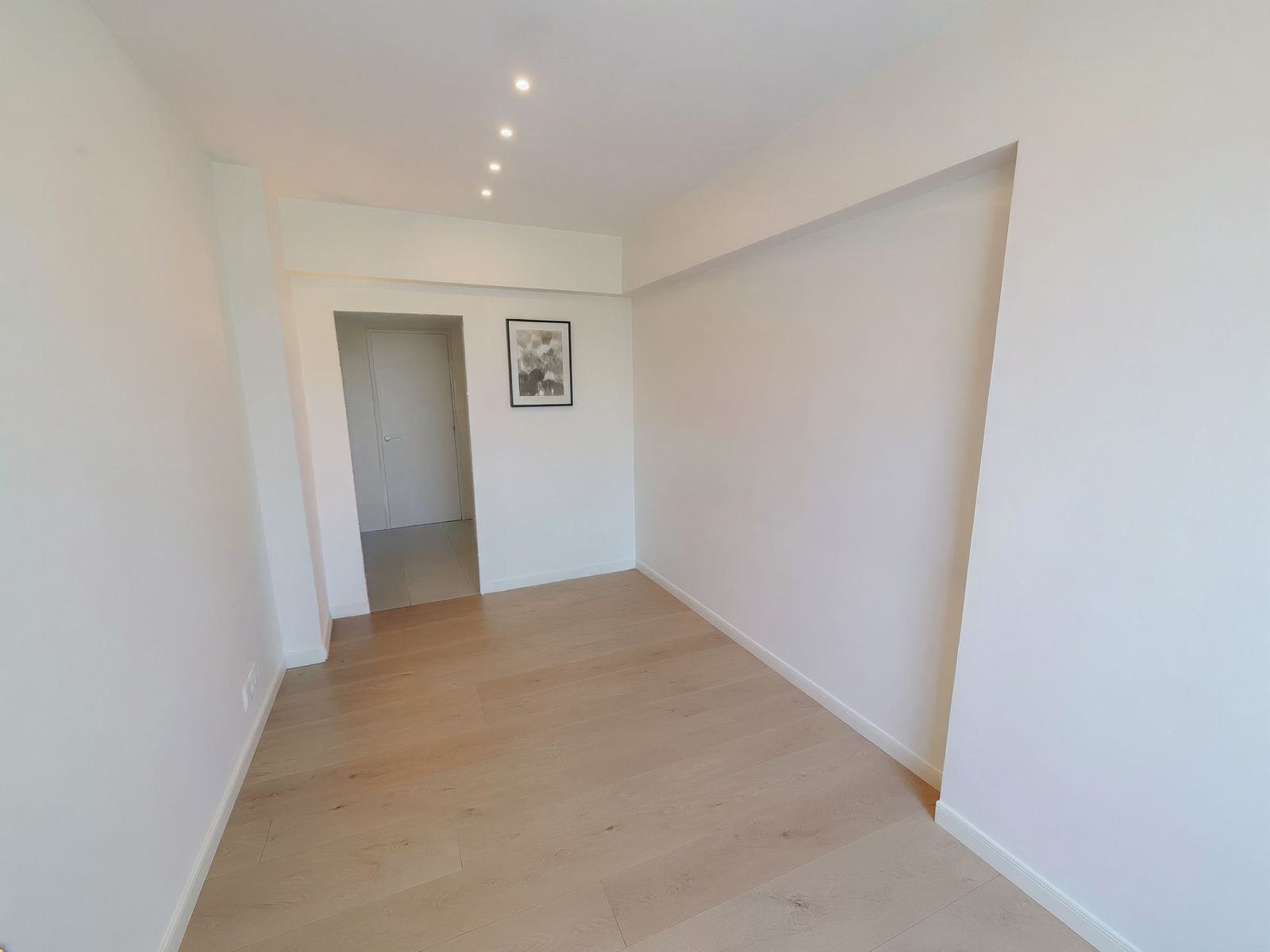 YEŞİLYURT’DA 175M2 3+1 SATLIK SIFIR DAİRE TAKAS - VADE İMKANLARIYLA - 6