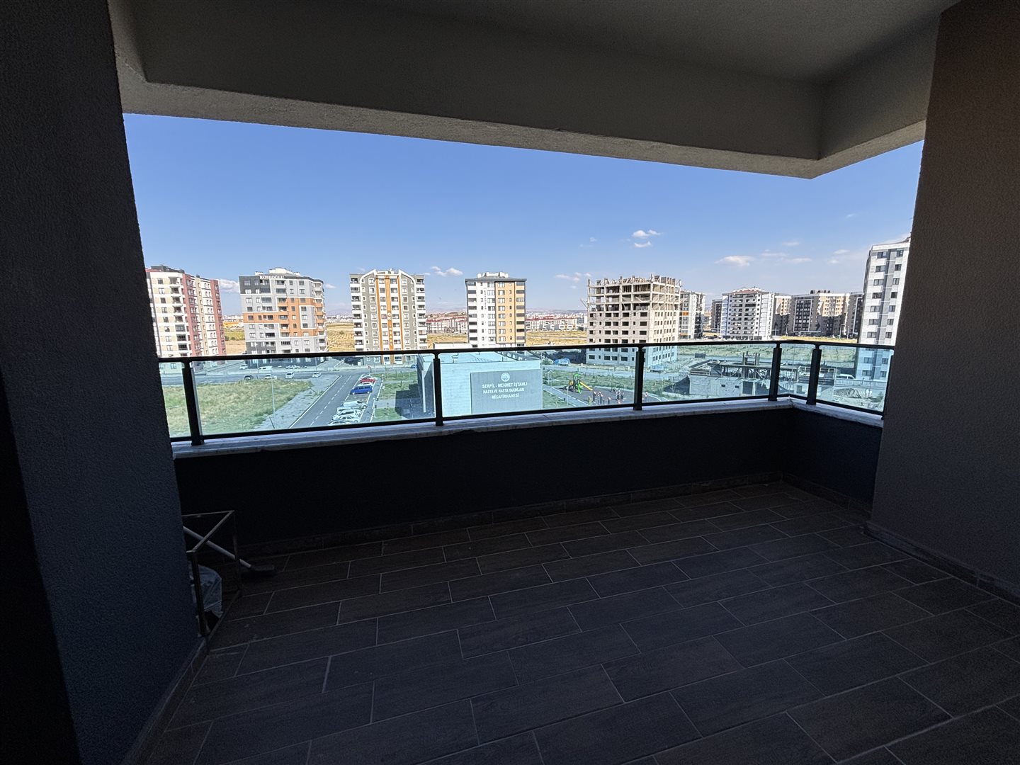 YAŞAR GYO| ŞEHİR HASTANESİ KARŞISI EŞYALI 2.5+1 KİRALIK DAİRE - 5