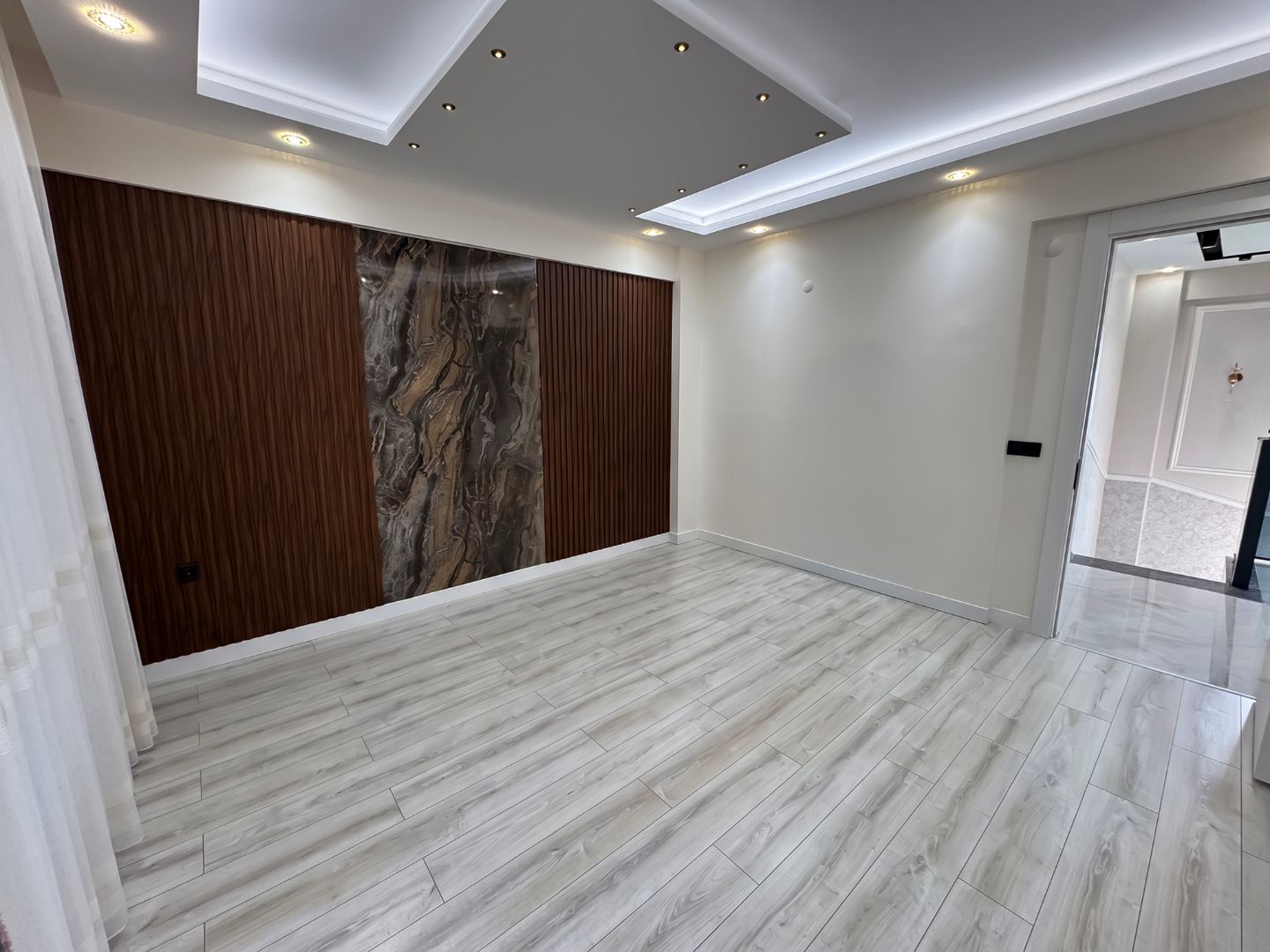 KIRANARDI'NDA LÜKS 5+1 | 403 m² ARSA ÜZERİNDE | YERDEN ISITMALI, KIŞ BAHÇELİ MÜSTAKİL VİLLA - 19