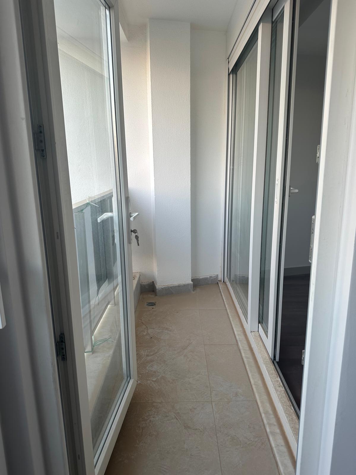 Altıntaş'ta Lux ve konforun adresi sitede geniş teraslı 1+1 kiralık daire - 8