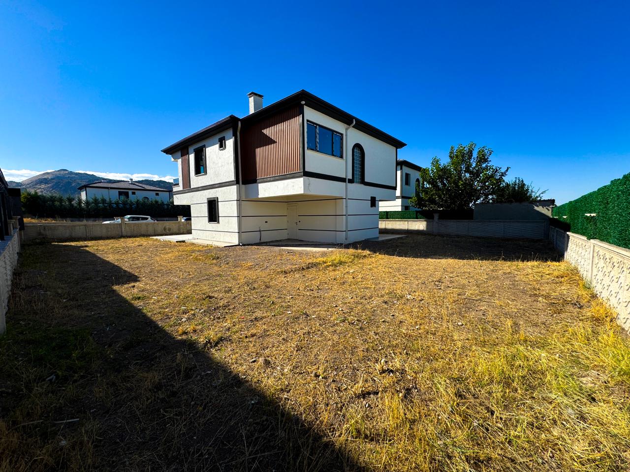EĞRİBUCAK ERKAY VİLLALARI’NDA 600 m² ARSA | 5,5+1 BAĞIMSIZ LÜKS VİLLA | SIFIR & MESKENLİ - 34