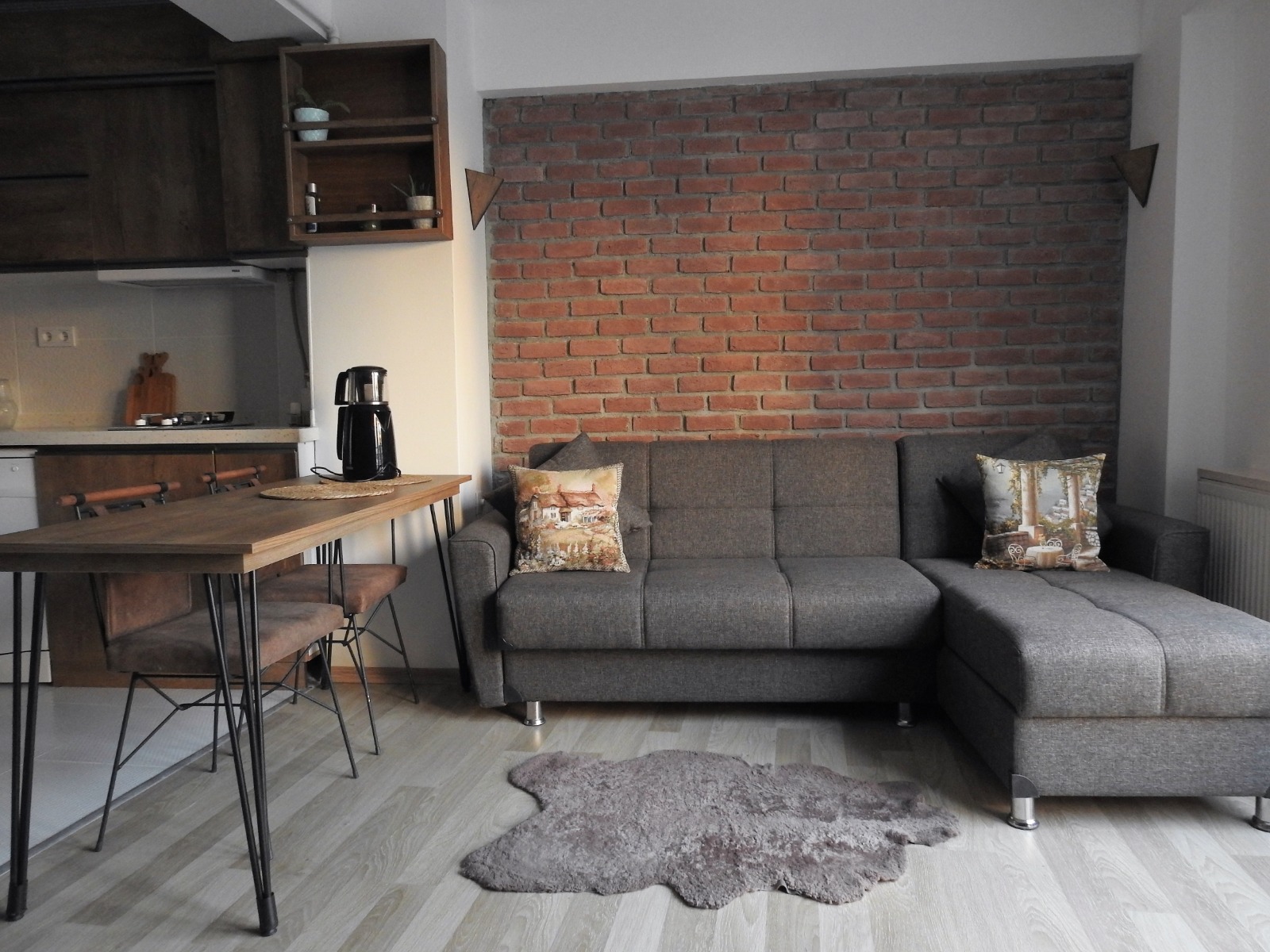 YAŞAR GYO | Beyoğlu'nun Merkezinde Full Eşyalı Kiralık Daire Fırsatı - 2