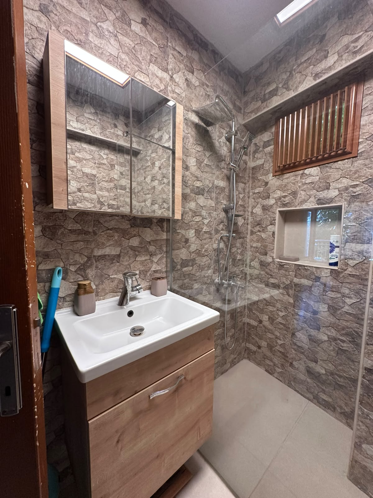 YAŞAR GYO | Beyoğlu'nun Merkezinde Full Eşyalı Kiralık Daire Fırsatı - 10