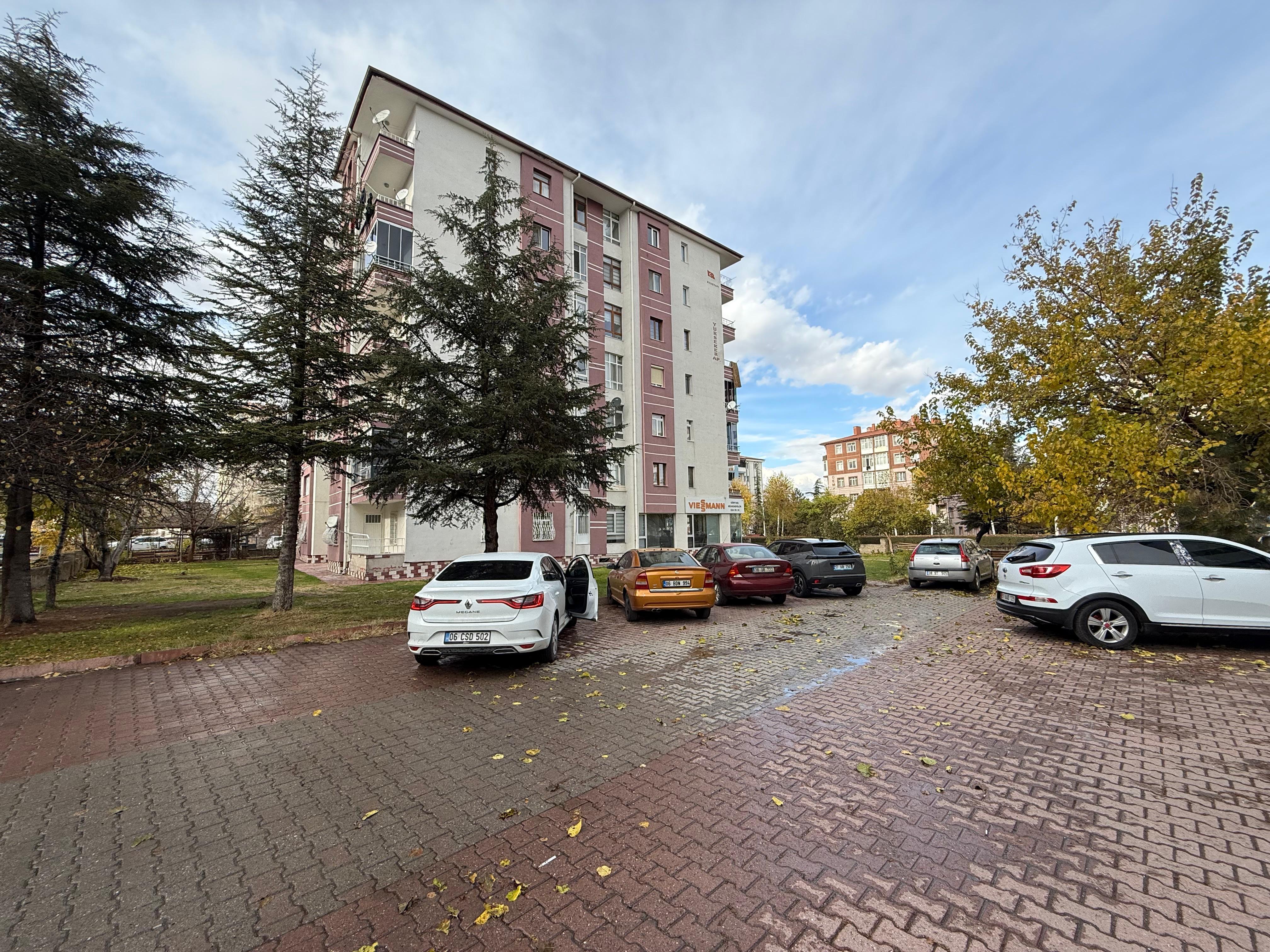 YAŞAR GYO ESENTEPE MH. SATILIK 3+1 DAİRE - 2