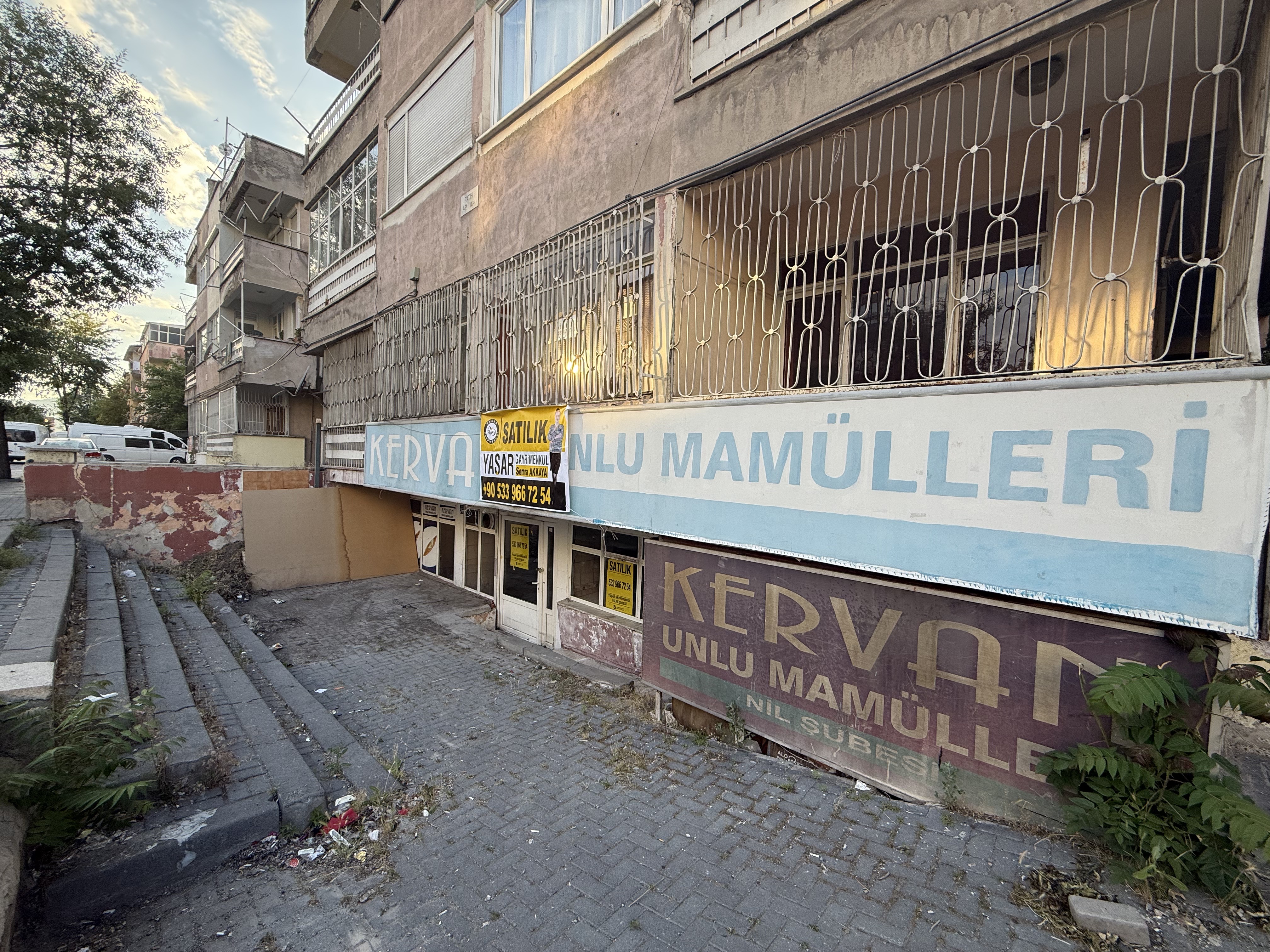 NİL CADDESİ ÜZERİNDE ÜRETİM RUHSATLI DEVREN SATILIK FIRIN ! - 3