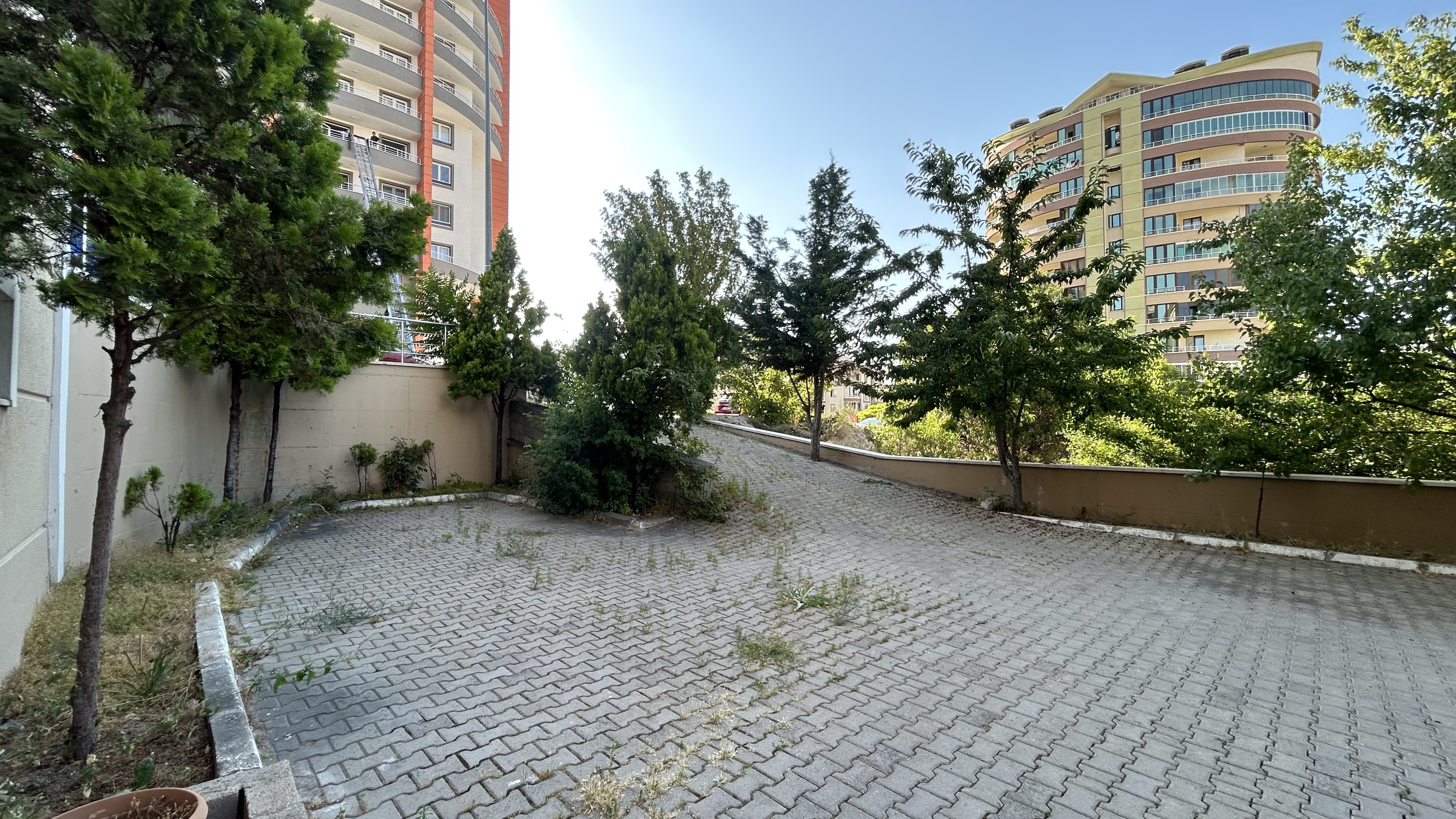 NEVŞEHİR MERKEZ MAH. SATILIK CADDE CEPHELİ 3+1 LÜKS DAİRE ! - 25