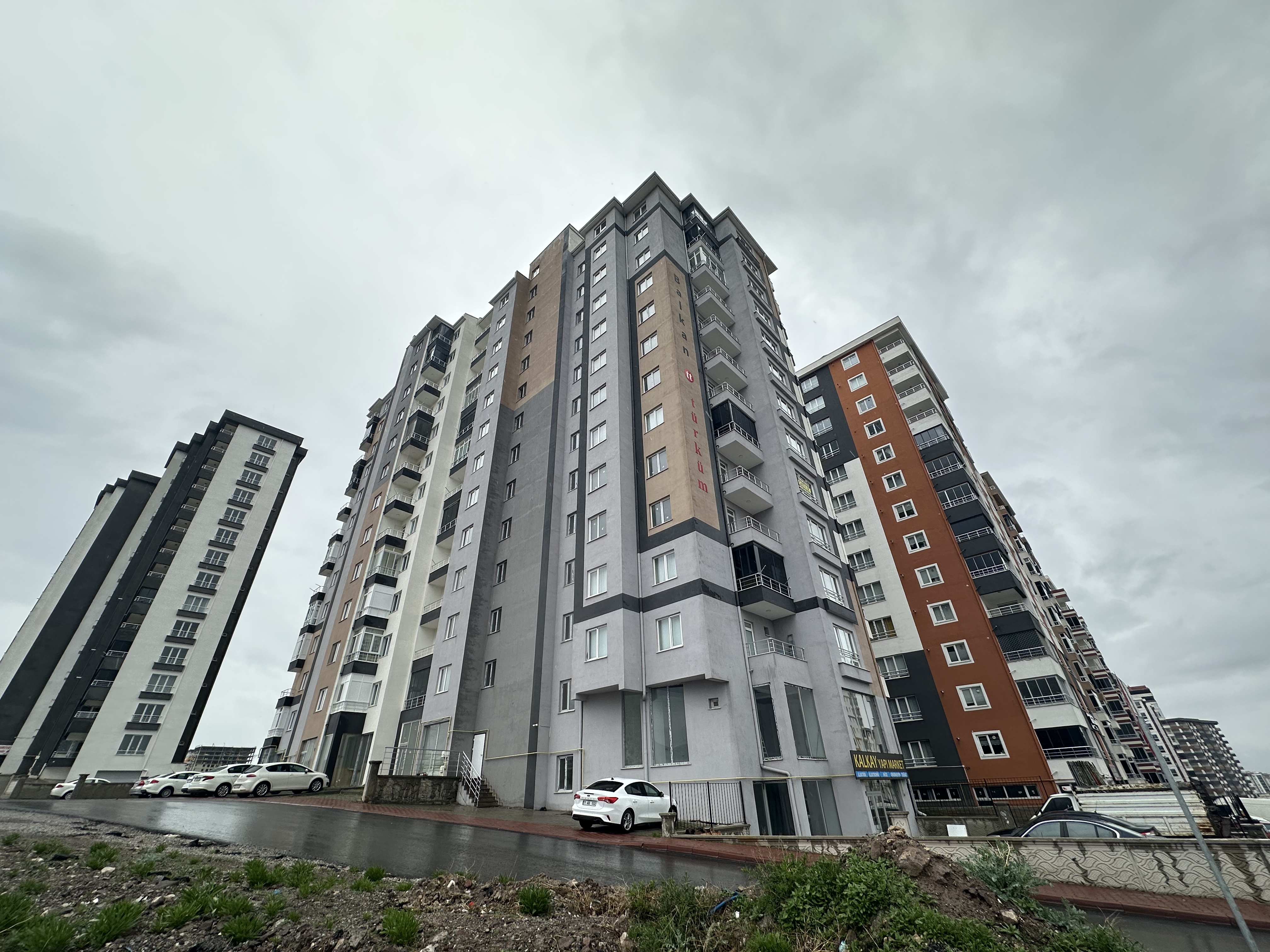 YAŞAR GYO'DAN OSMANGAZİ MAH. SATILIK 3+1 DAİRE - 3