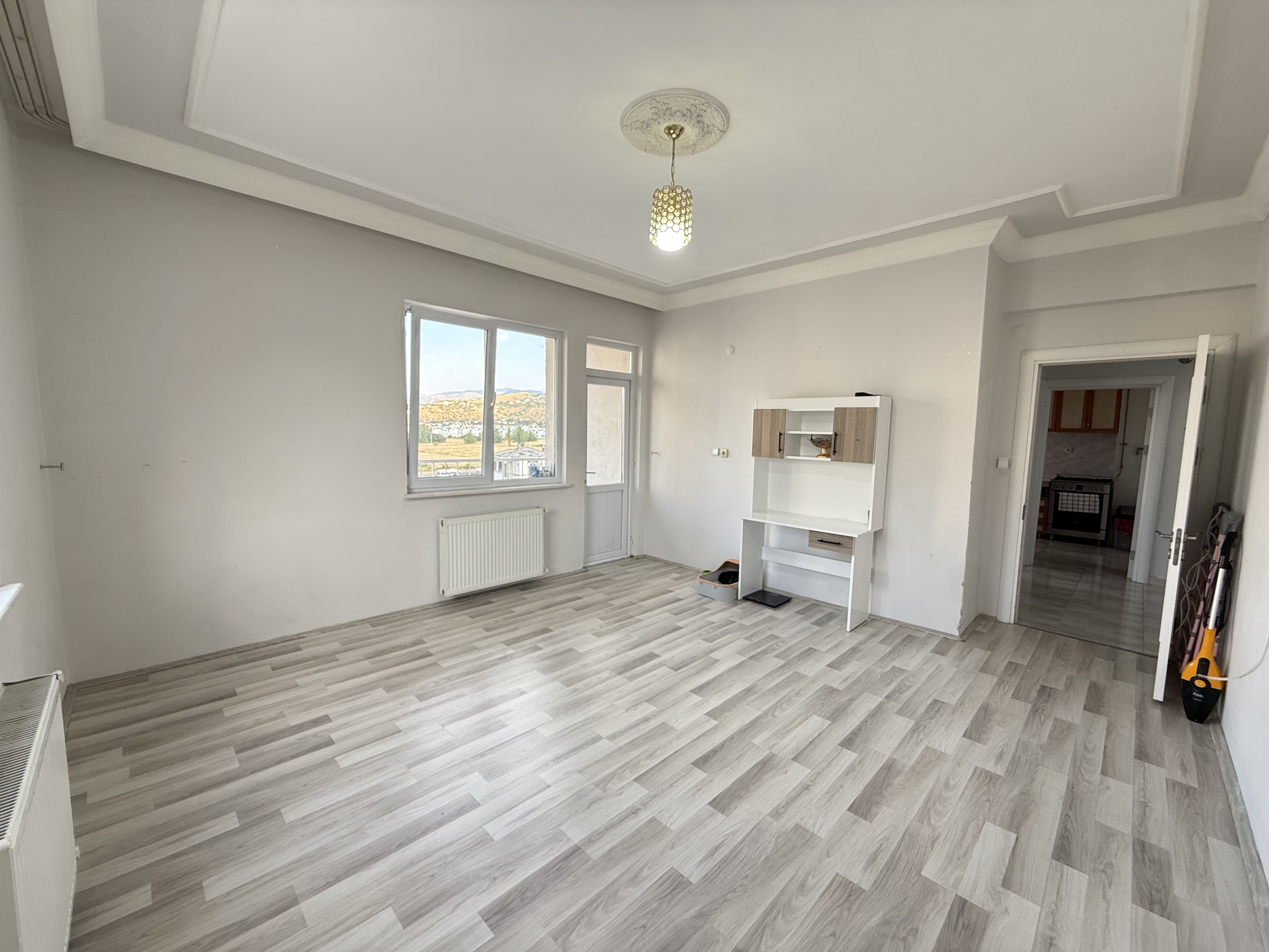 ALTINOLUK'TA 3+1 İÇİ YAPILI SATILIK DAİRE - 12