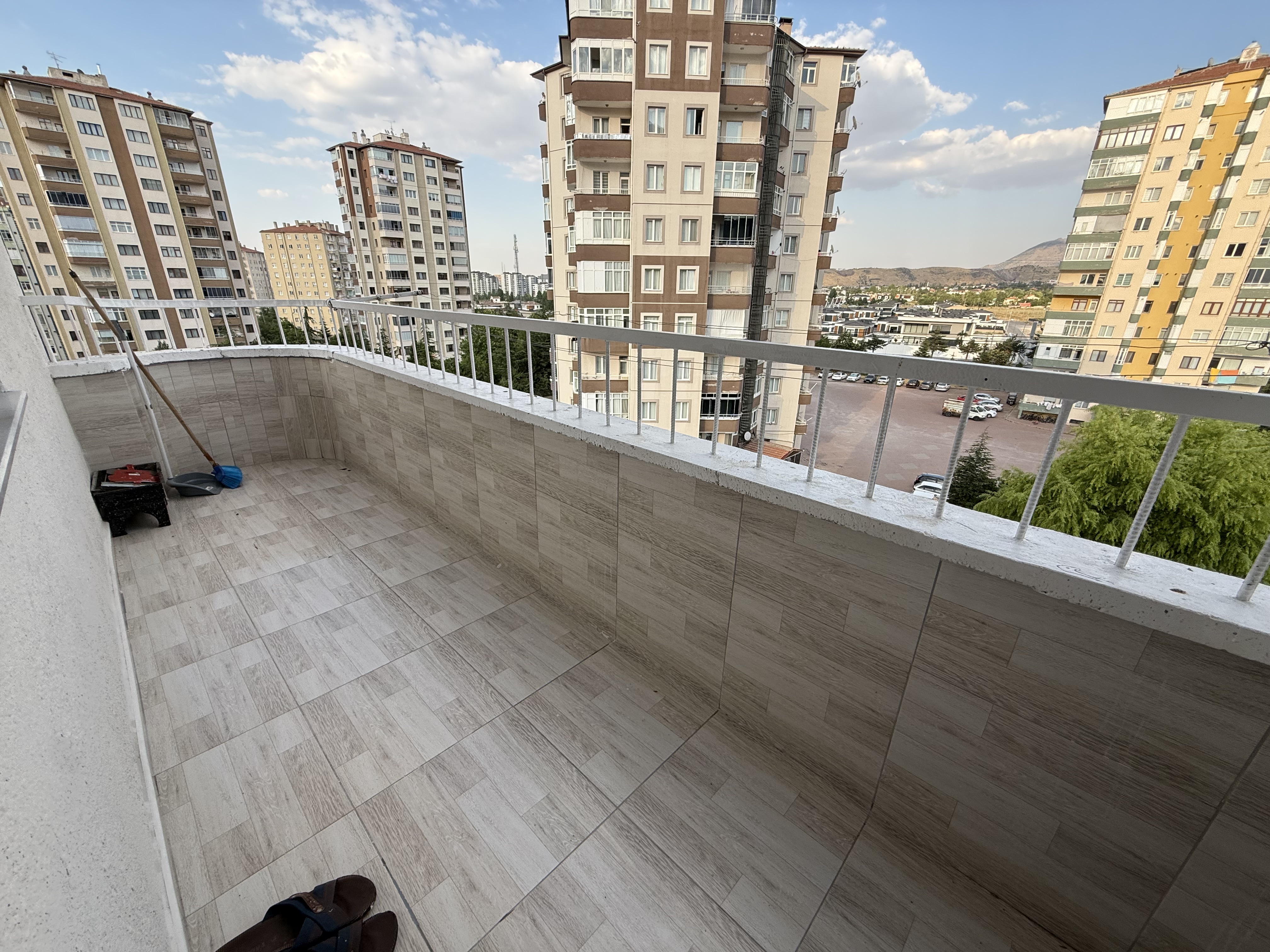 ALTINOLUK'TA 3+1 İÇİ YAPILI SATILIK DAİRE - 21