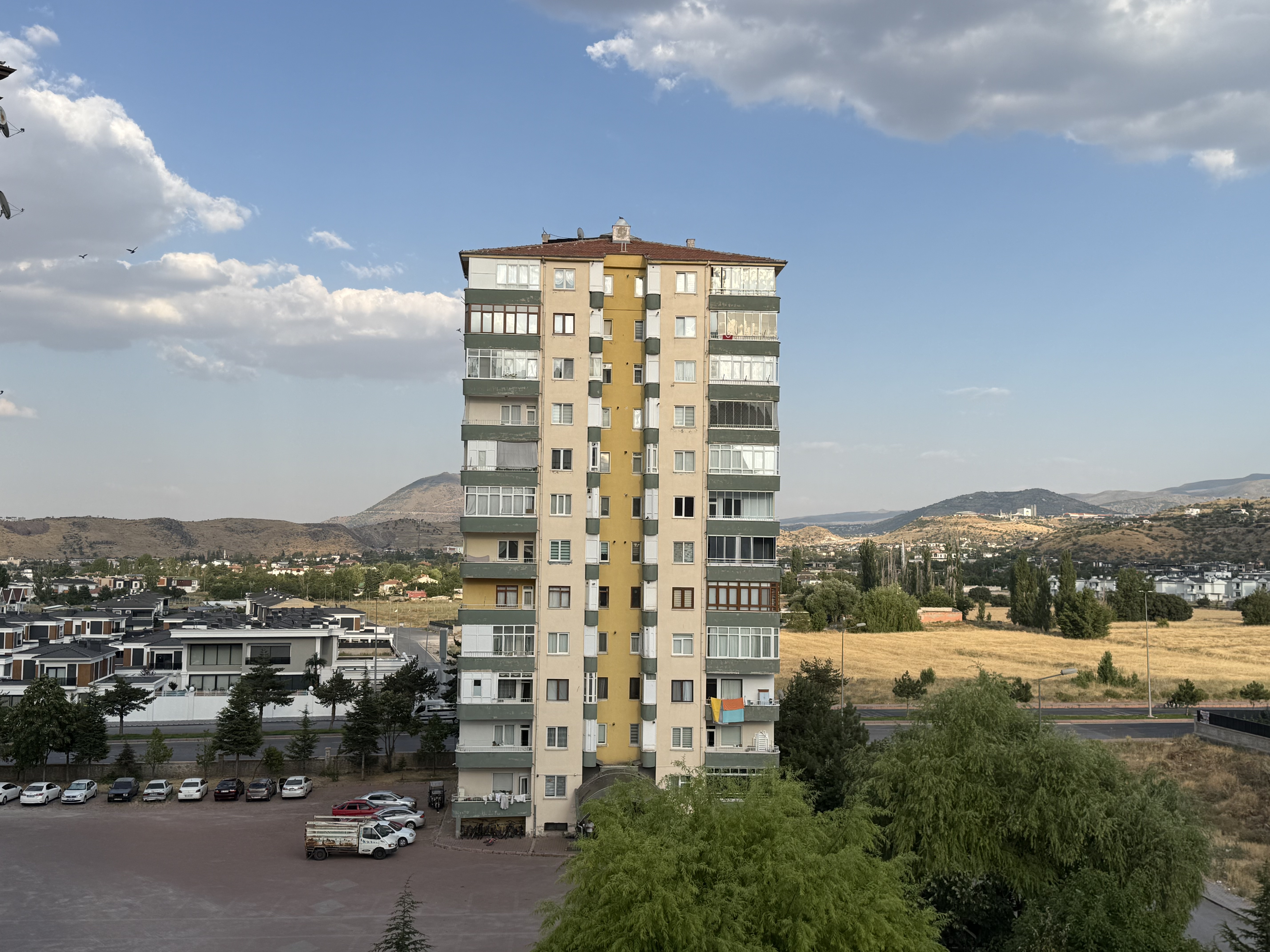 ALTINOLUK'TA 3+1 İÇİ YAPILI SATILIK DAİRE - 22