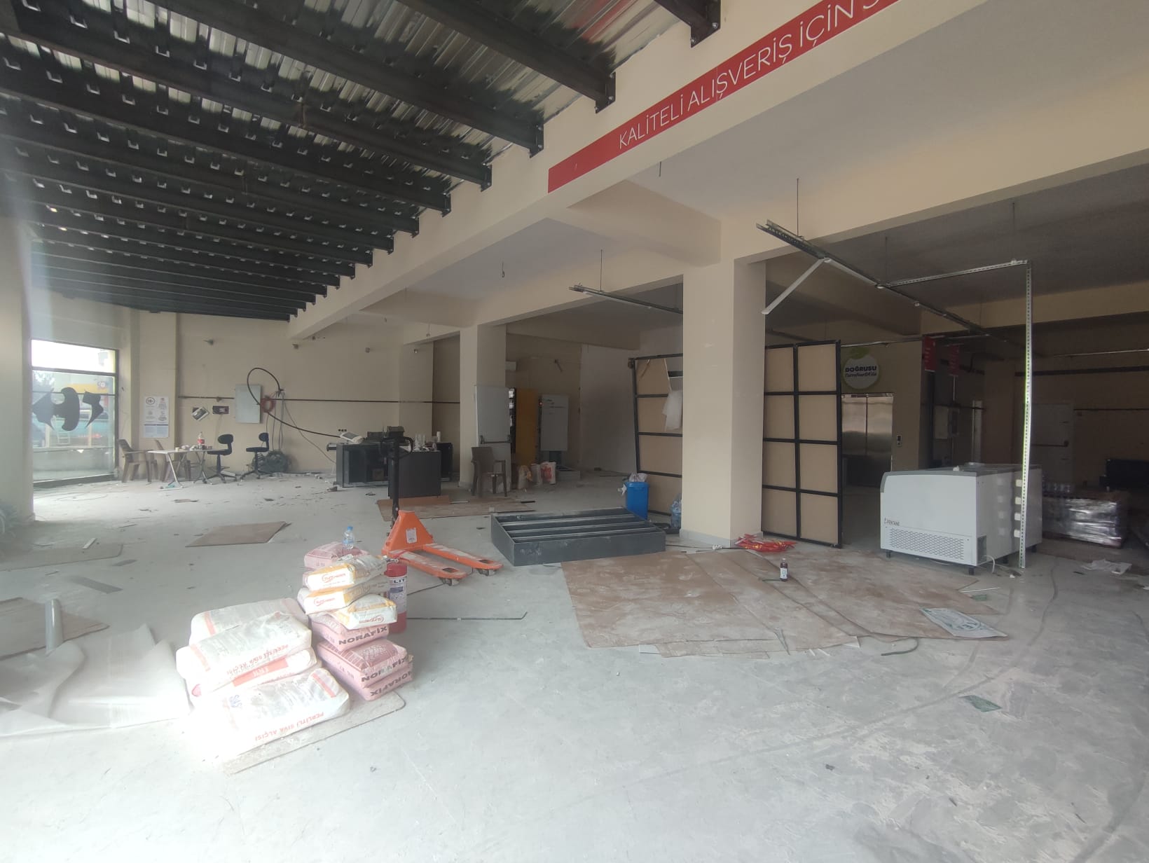 BÜNYAN PRESTİJLİ KONUMDA SATILIK 1100 m²  BİNA - 7