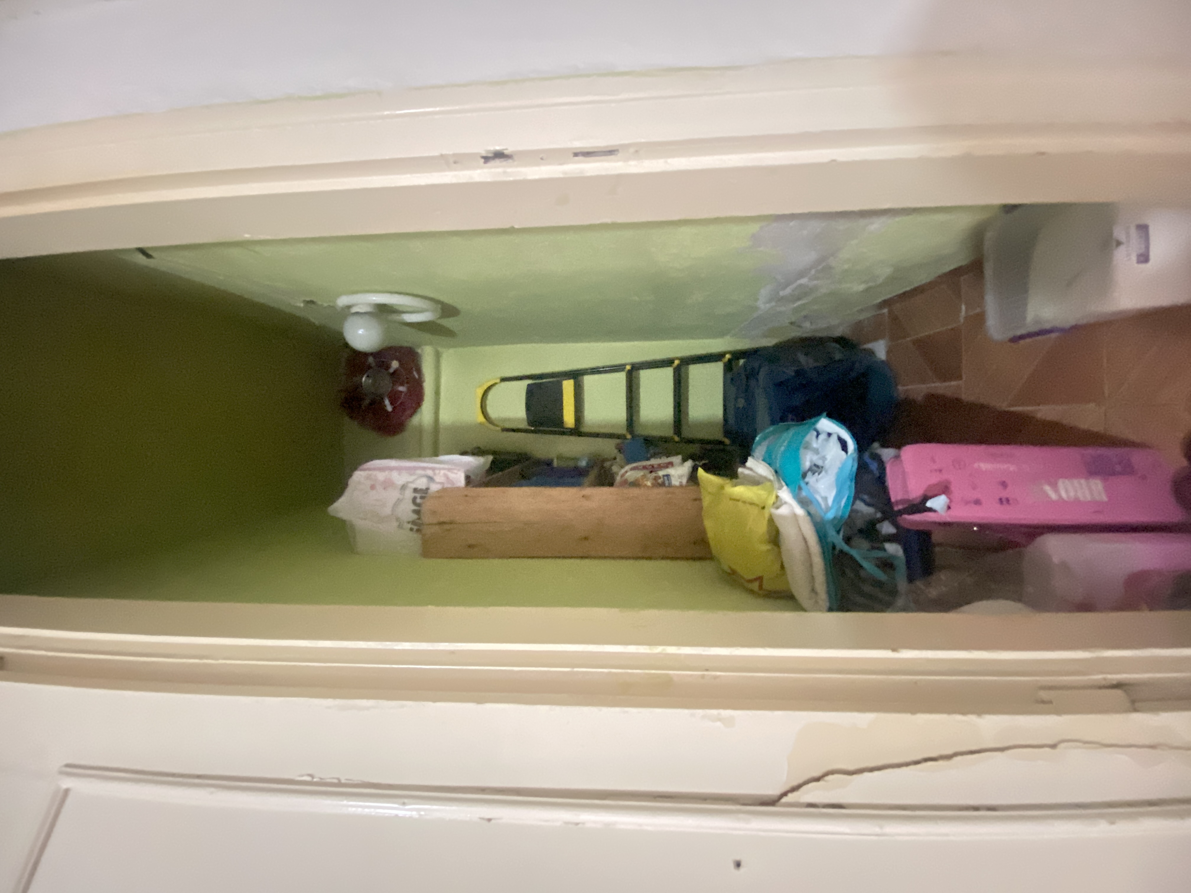 MÜKEMMEL KONUMDA UYGUN FİYATLI DAİRE - 5