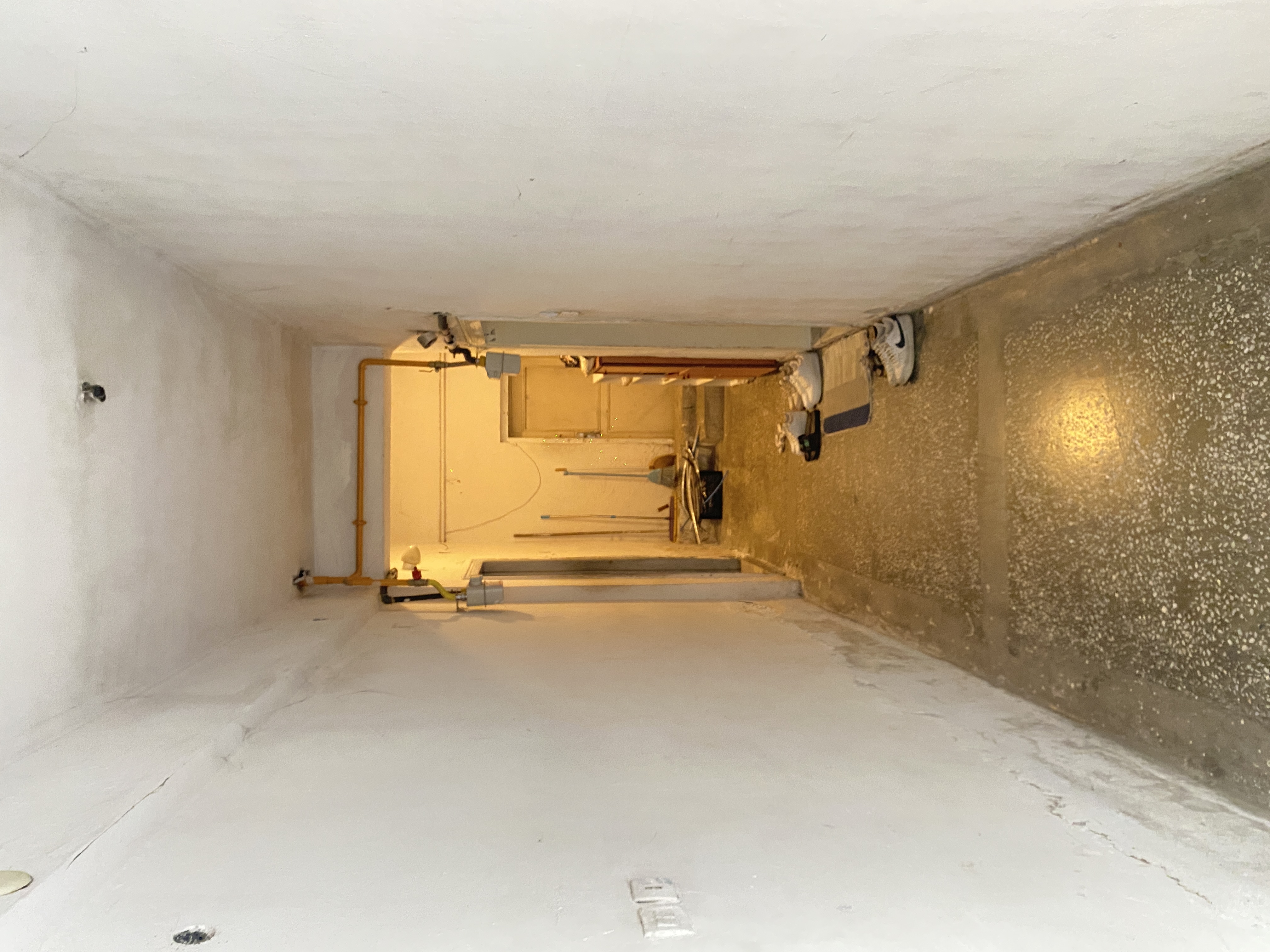 MÜKEMMEL KONUMDA UYGUN FİYATLI DAİRE - 4