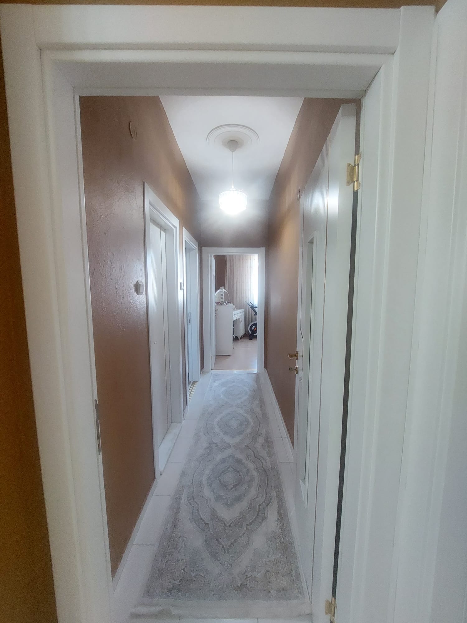 ESENYURT ANA CADDE ÜZERİ YENİLENMİŞ GENİŞ SATILIK DAİRE - 25