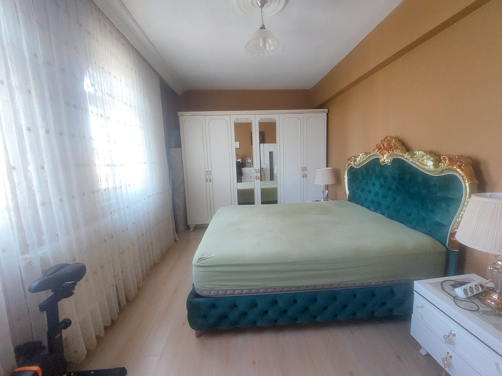 ESENYURT ANA CADDE ÜZERİ YENİLENMİŞ GENİŞ SATILIK DAİRE - 20