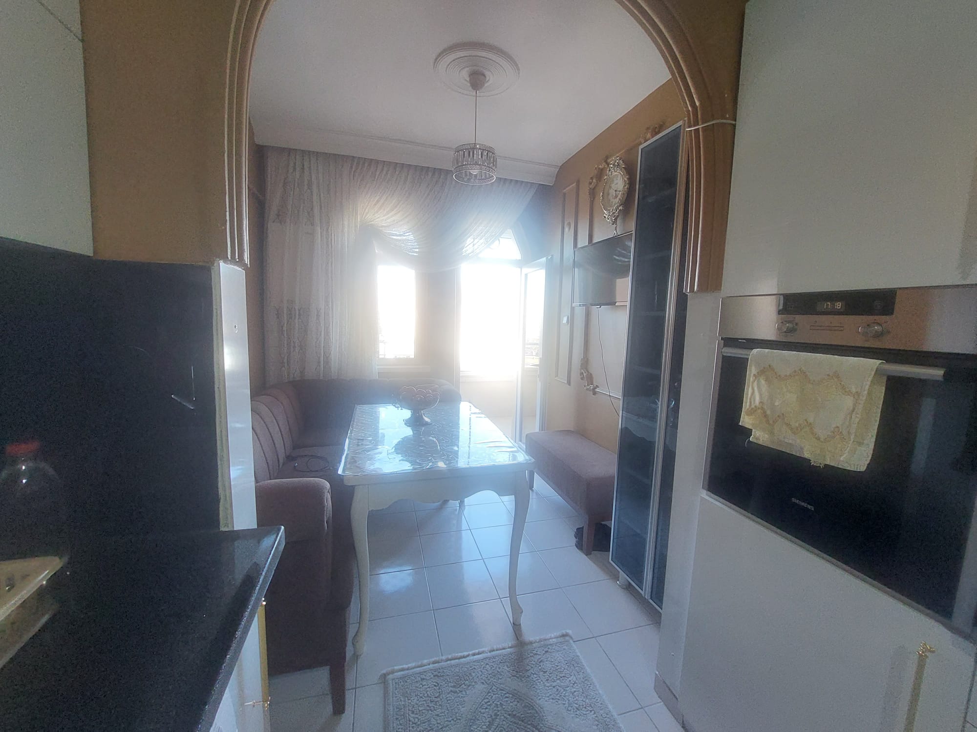 ESENYURT ANA CADDE ÜZERİ YENİLENMİŞ GENİŞ SATILIK DAİRE - 27