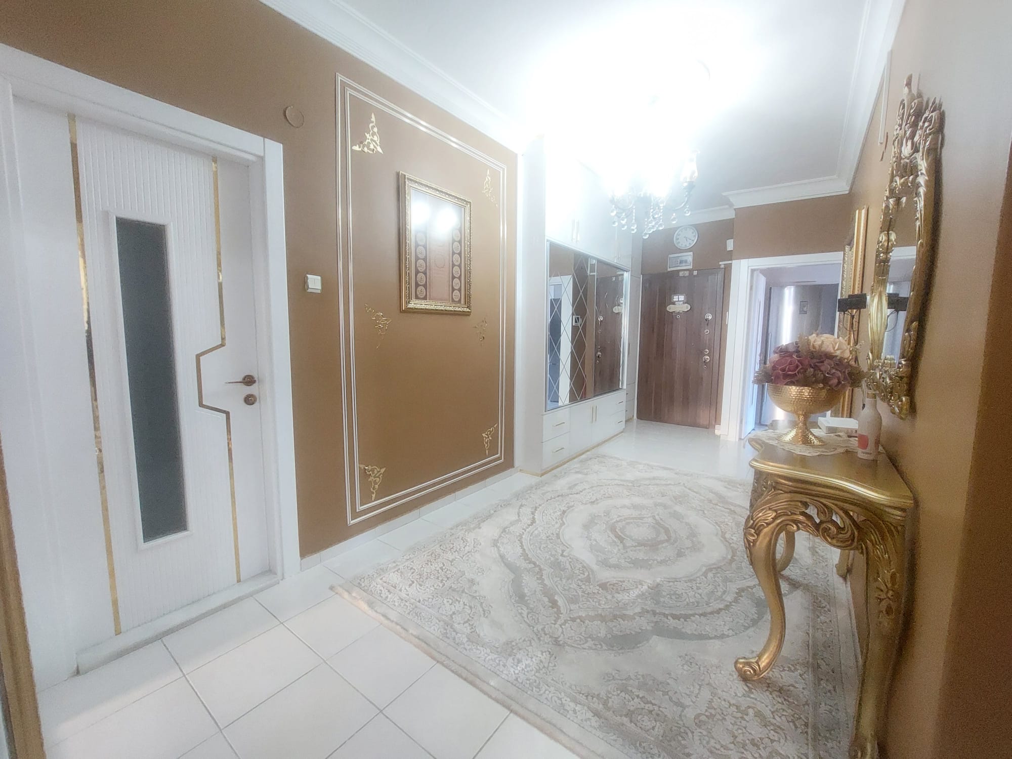 ESENYURT ANA CADDE ÜZERİ YENİLENMİŞ GENİŞ SATILIK DAİRE - 23