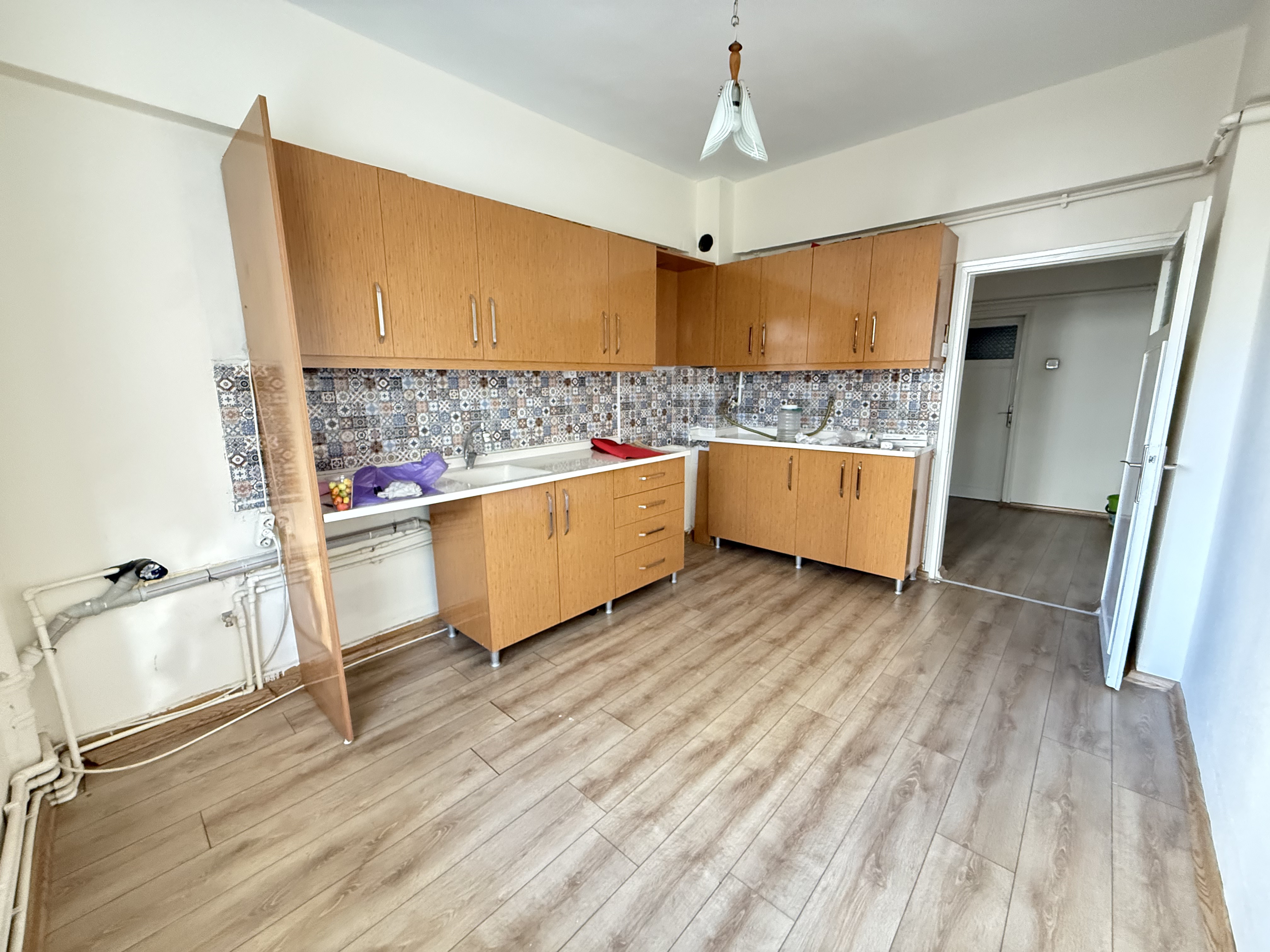 KÖŞK MAH. DE İÇİ YAPILI 3+1 KİRALIK DAİRE - 13