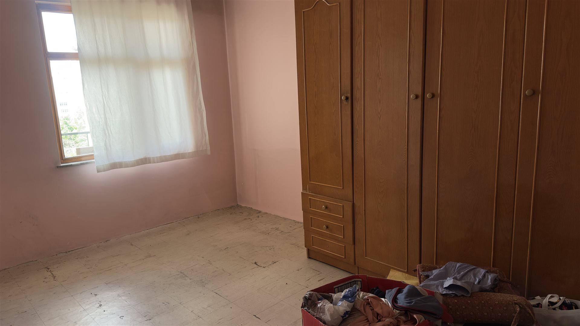 HÜRRİYET DE CADDE ÜZERİ ÇORAKÇILAR MERKEZ DE KİRALIK 3+1 DAİRE - 9