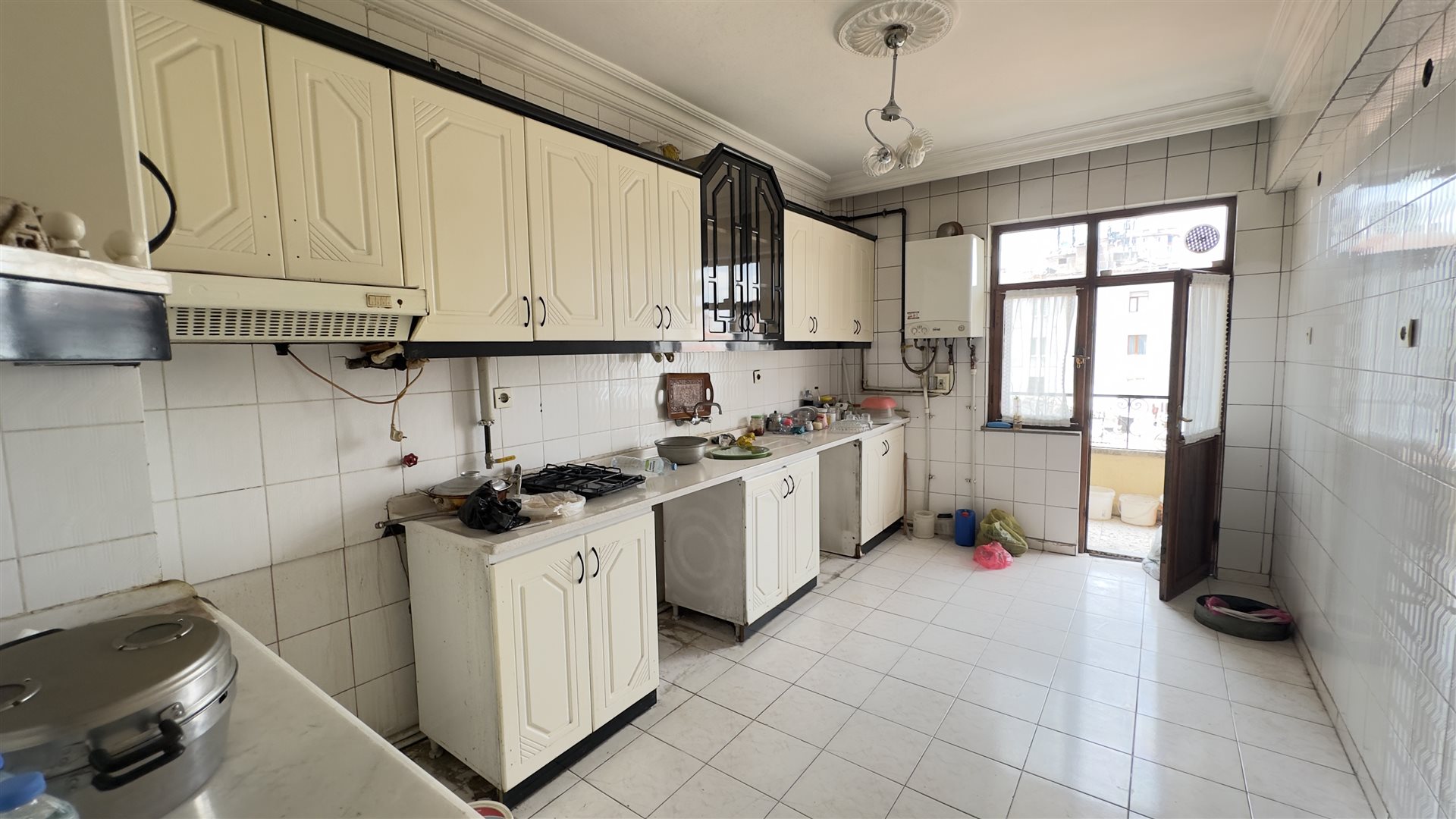 HÜRRİYET DE CADDE ÜZERİ ÇORAKÇILAR MERKEZ DE KİRALIK 3+1 DAİRE - 12