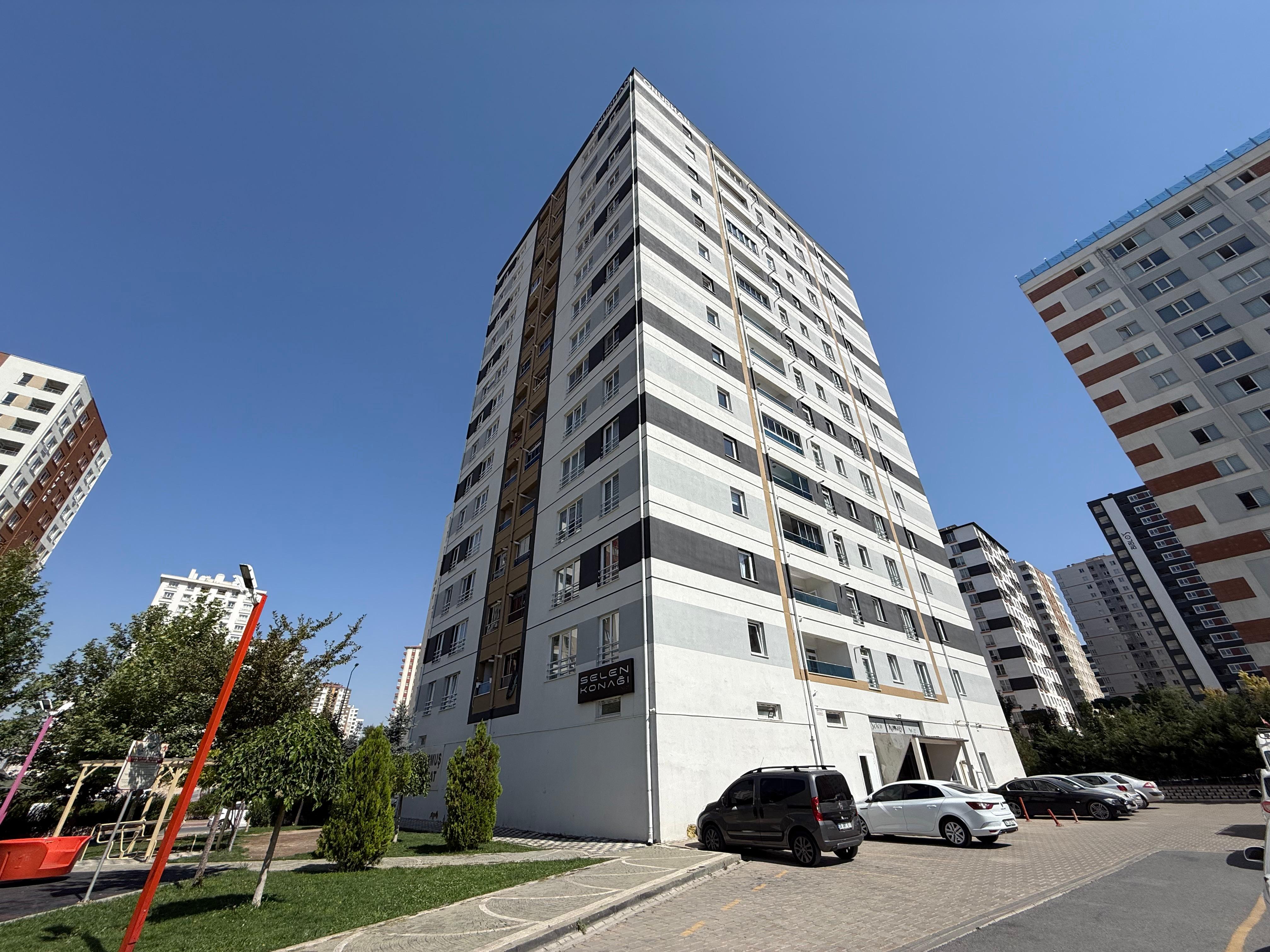 TALAS SELEN KONAĞINDA 2,5+1 KİRALIK DAİRE