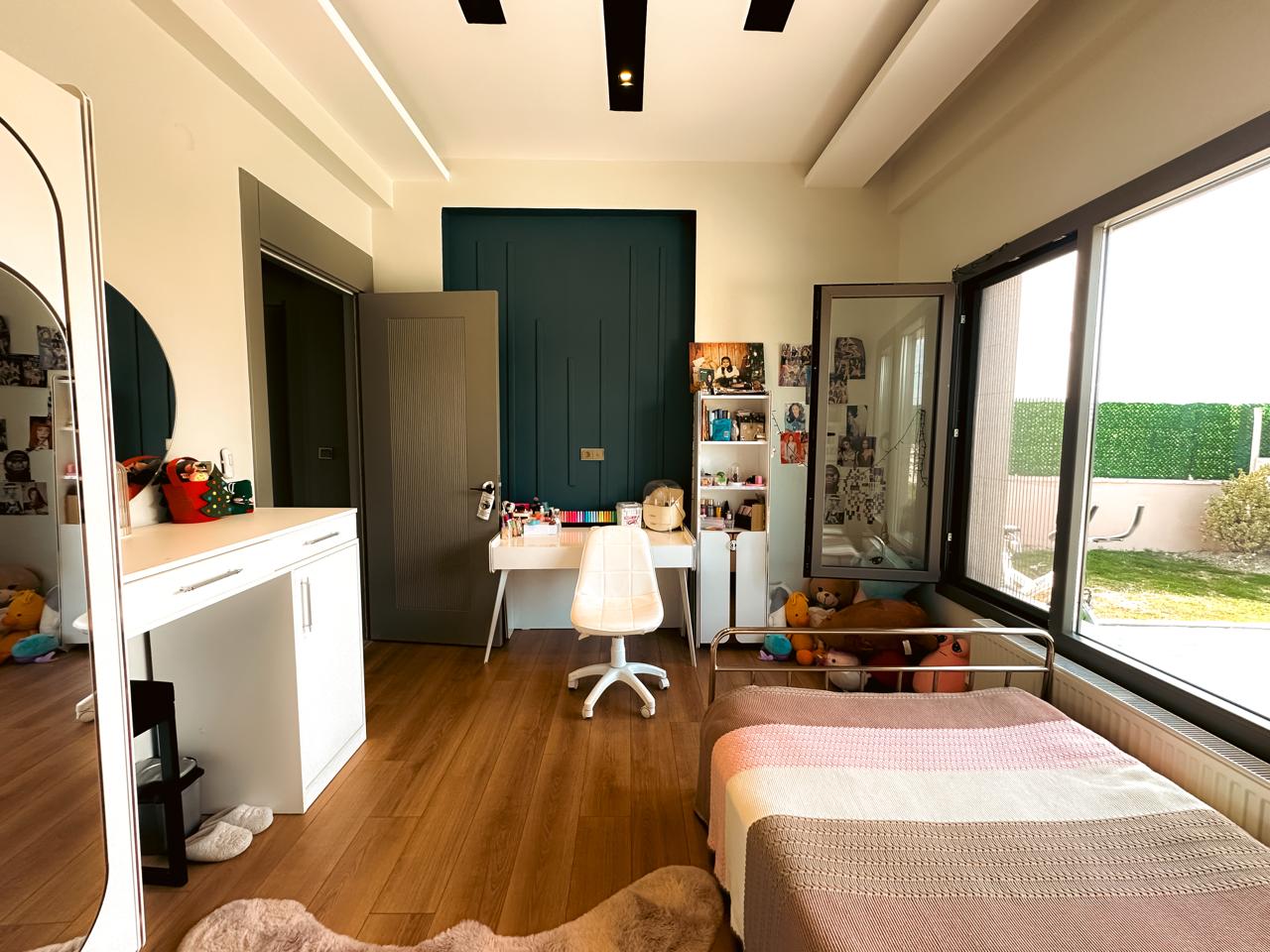 Sakar Çiftliği’nin Ortaseki Ormanlarda, Titrek Kavakların Bol Oksijen Sağladığı Masalsı Villa - 6